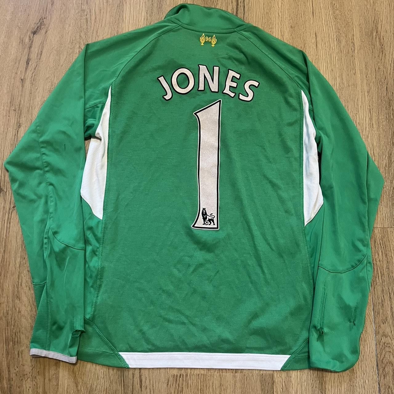 Other 2012-13 Jones Goalkeeper Liverpool FC green training top Size US XS / EU 42 / 0 - 1 Thumbnail