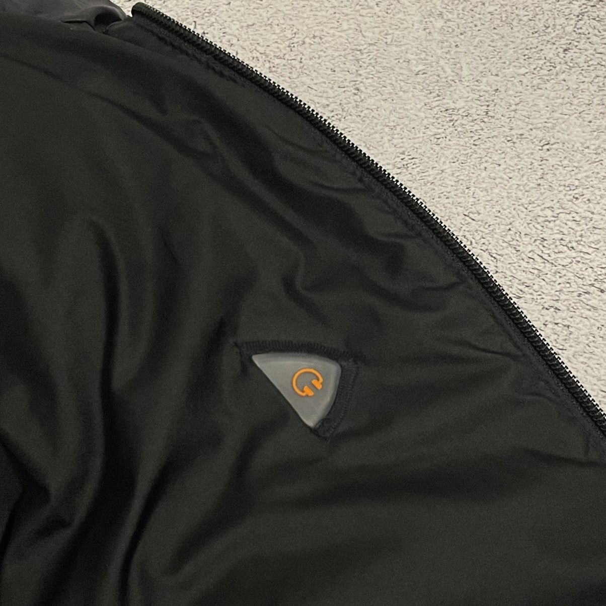 Nike ACG Nike ACG Vintage Nylon Puffer Vest Mens Size L Size US L / EU 52-54 / 3 - 12 Thumbnail