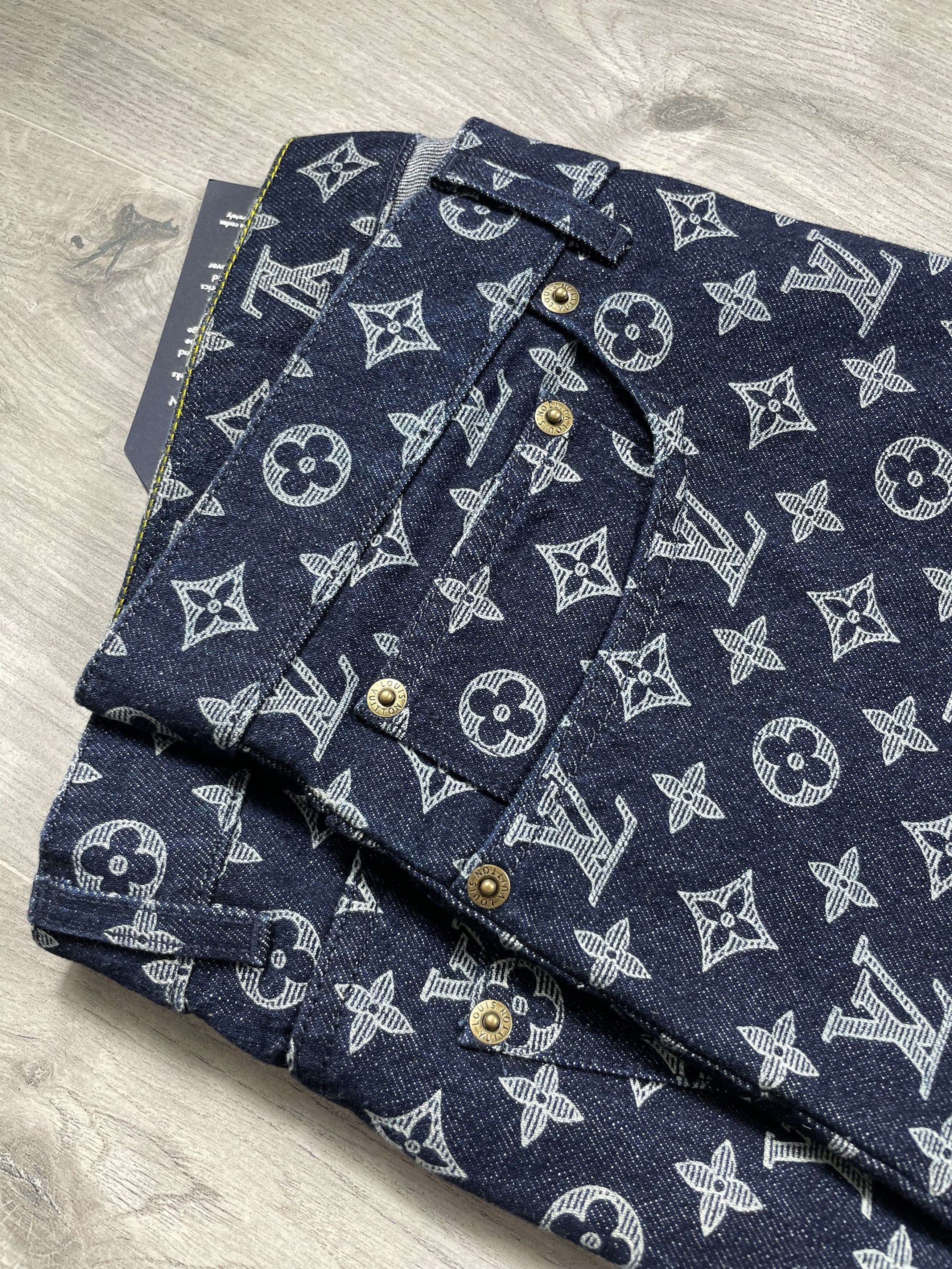Kim Jones × Louis Vuitton LOUIS VUITTON BLUE INDIGO MONOGRAM DENIM JEANS KIM JONES Size US 34 / EU 50 - 6 Thumbnail