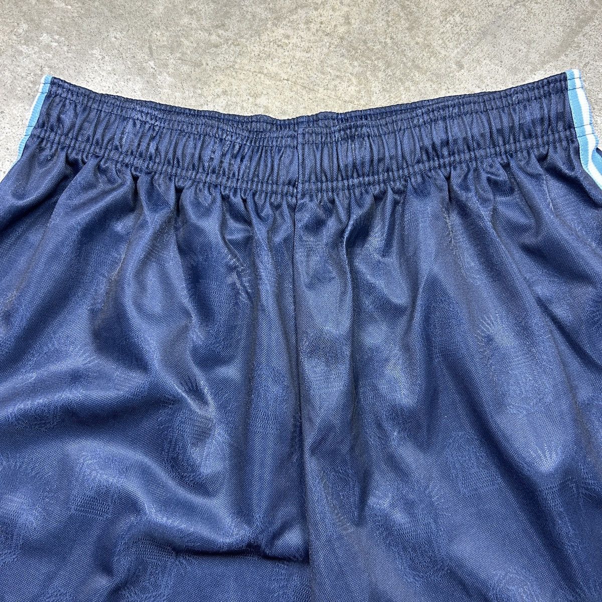 Reebok 1998 reebok argentina all over print shorts Size US 32 / EU 48 - 16 Thumbnail
