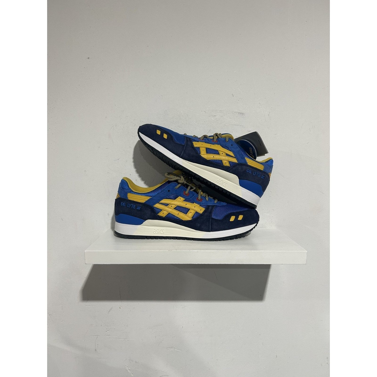Asics ASICS GEL LYTE lll KITH MARVEL X MEN CYCLOPS SIZE 12 Size US 12 / EU 45 - 1 Thumbnail