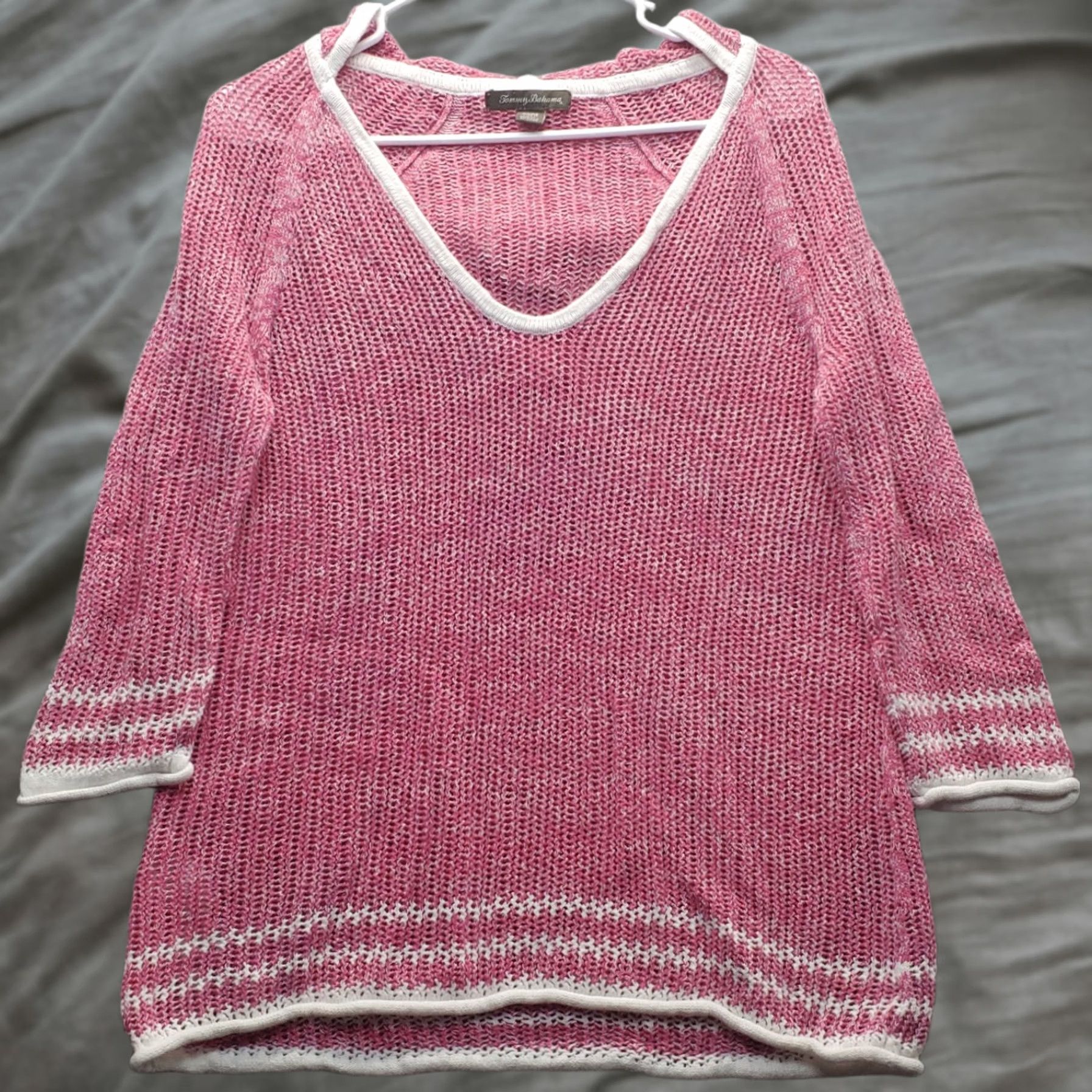 Tommy Bahama Tommy Bahama Hooded Sweater Womens M Multi Open Knit Long Sleeve V-Neck Shirt Womens Size M Multicolor Fall Winter Casual Pullover Knit Pattern: Solid Size M / US 6-8 / IT 42-44 - 1 Thumbnail