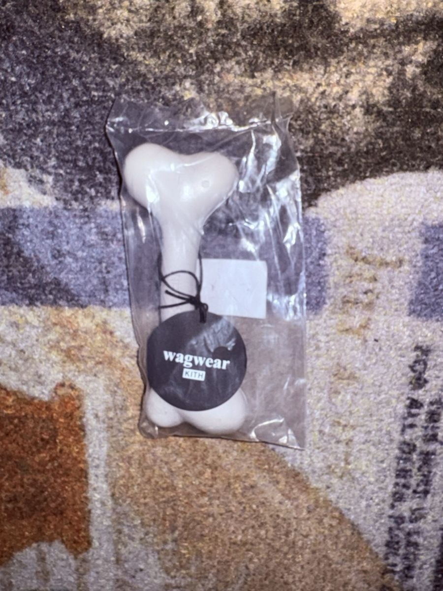 Kith Kith Wagwear Bone (Small) Size ONE SIZE - 2 Thumbnail