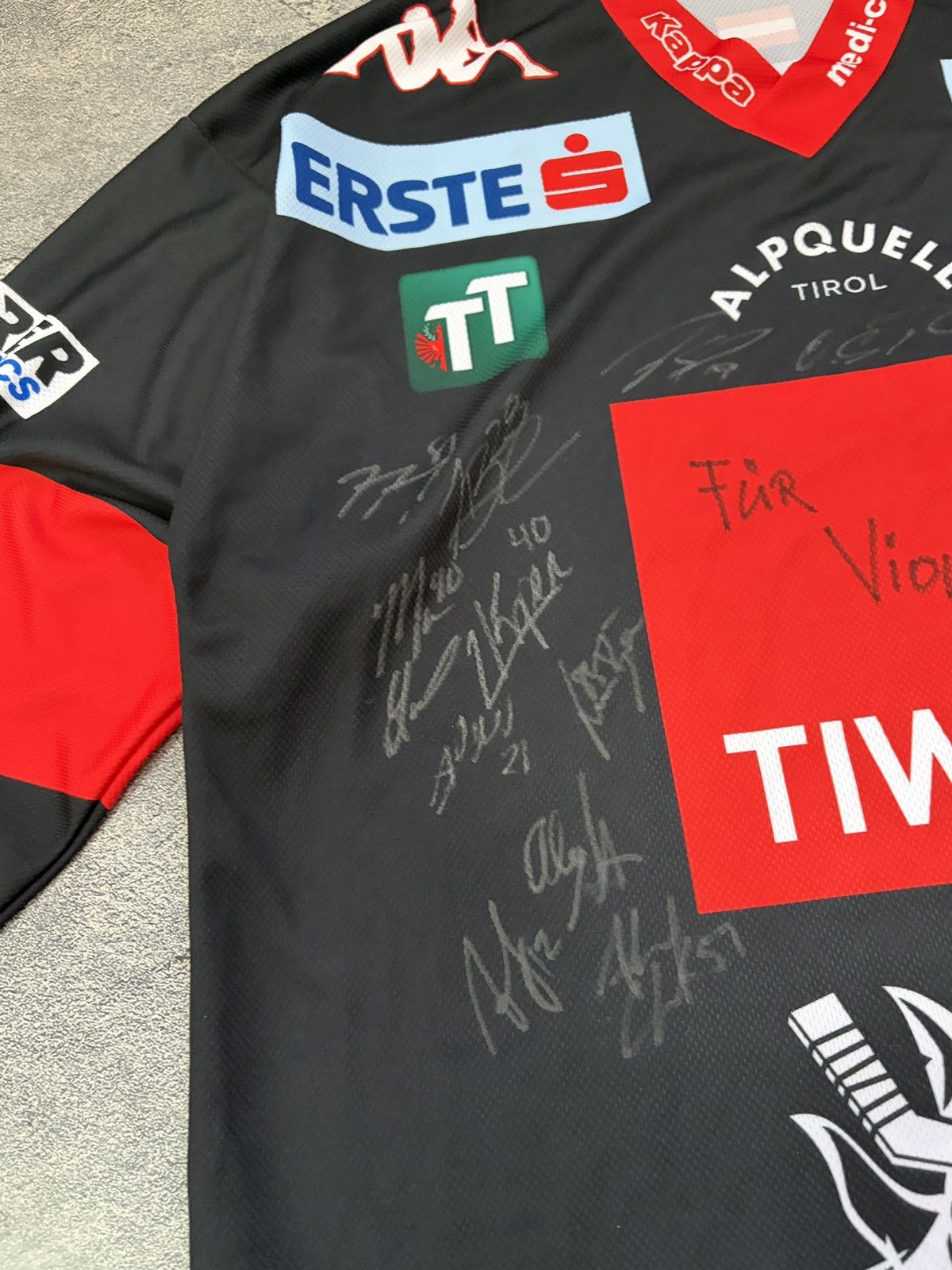 Kappa Team Signed HC Innsbruck Kappa Hockey Jersey #57 Clark XL Size US XL / EU 56 / 4 - 6 Thumbnail