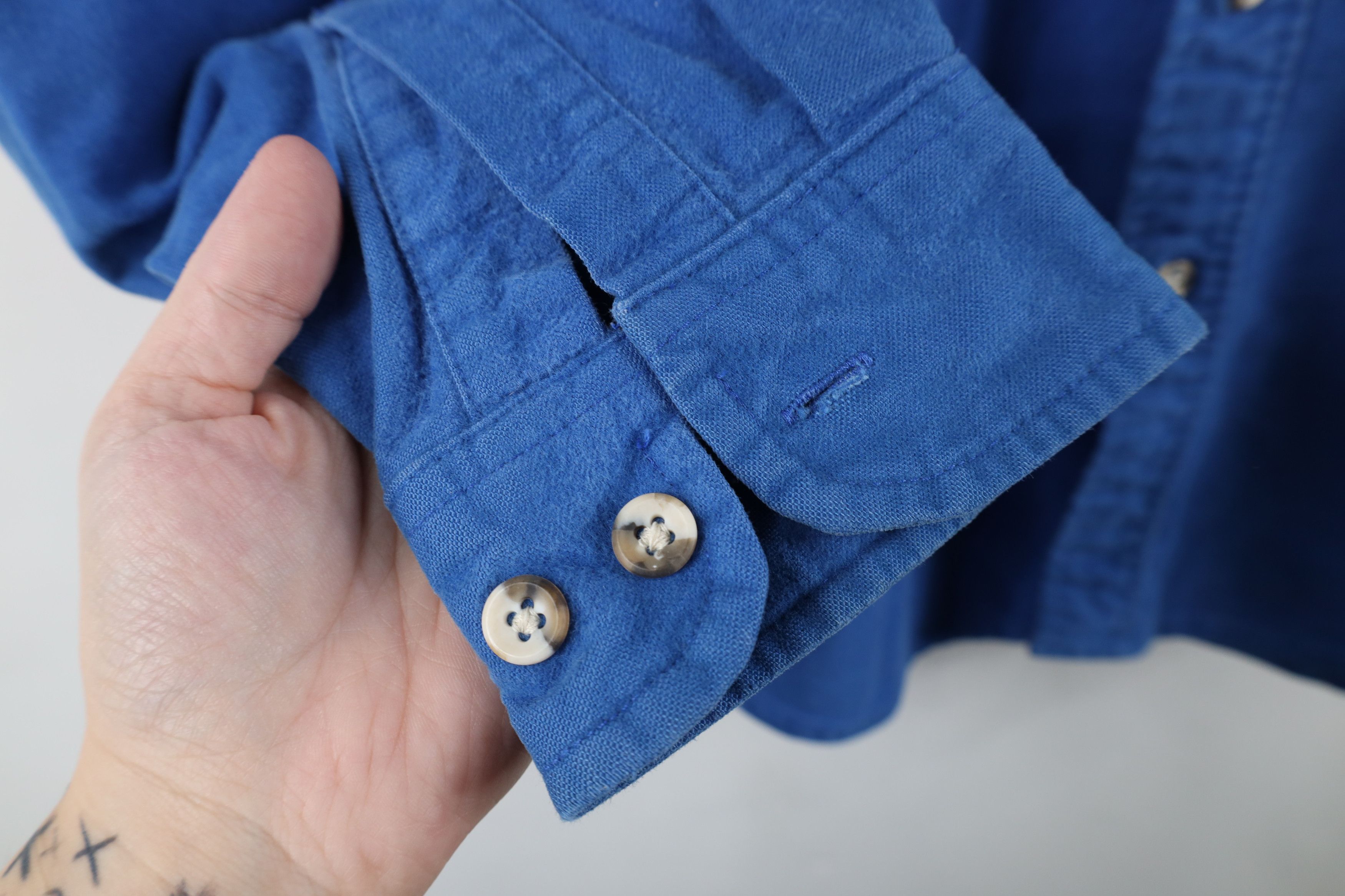 Vintage Vintage 70s Streetwear Cloth Collared Button Shirt Blue Size US L / EU 52-54 / 3 - 6 Thumbnail