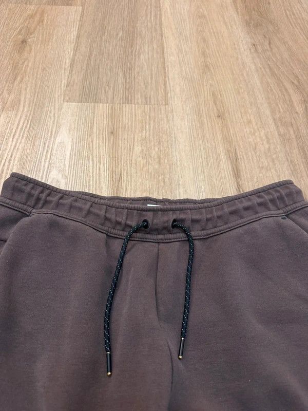 Nike Nike NSW Tech Fleece Utility Pants Brown size L Size US 36 / EU 52 - 7 Thumbnail