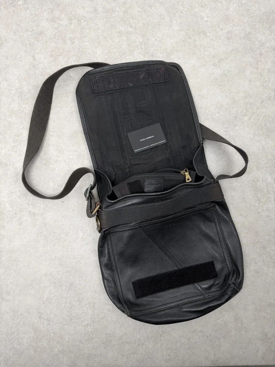 Dolce & Gabbana 2000s Dolce & Gabbana Black Leather Shoulder Bag Size ONE SIZE - 6 Thumbnail