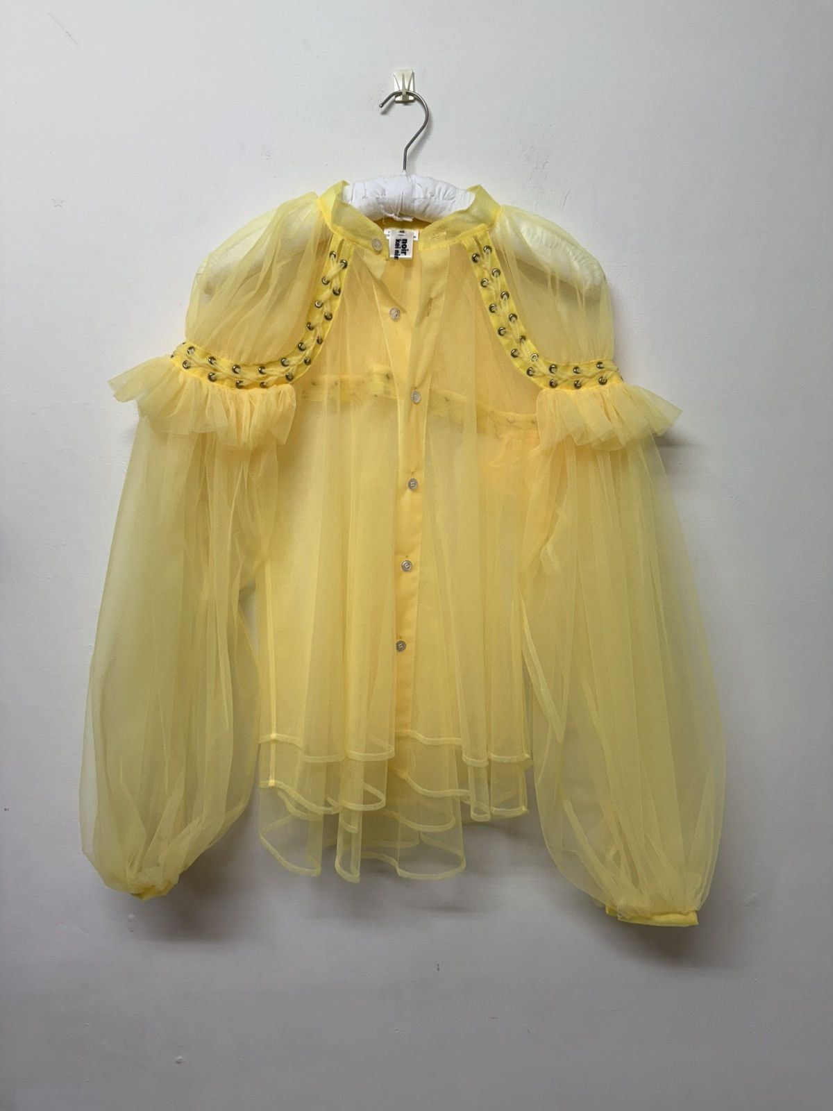 Noir Kei Ninomiya Noir Panelled lace semi-sheer blouse Size XS / US 0-2 / IT 36-38 - 1 Thumbnail