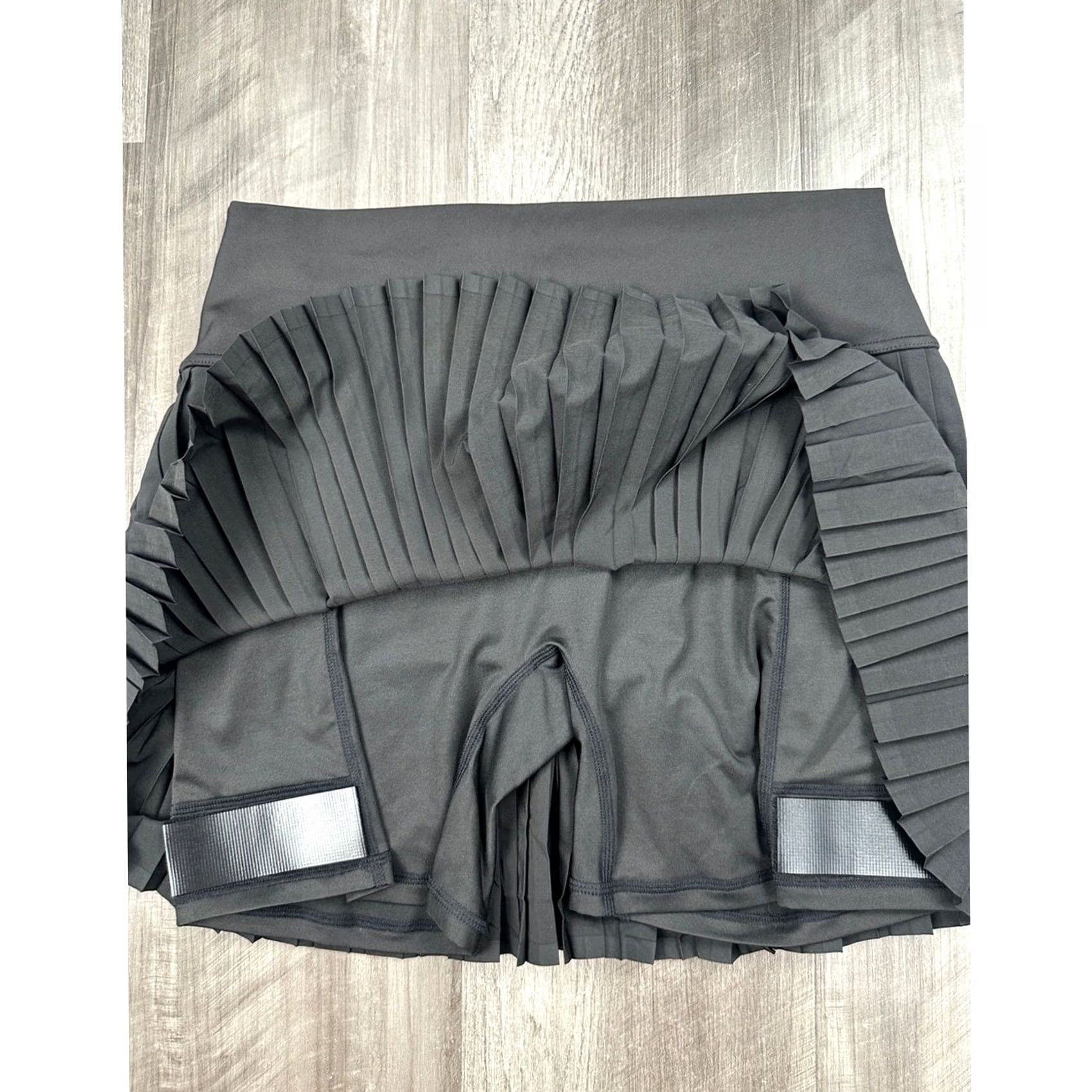 X-LARGE Sweetflexx Tone and Go Performance Skirt with Resistance Shorts NWOT Black Women's Large Skirt Pleated Short 27in Length Mens Womens Girls Size 36" / US 14 / IT 50 - 5 Thumbnail