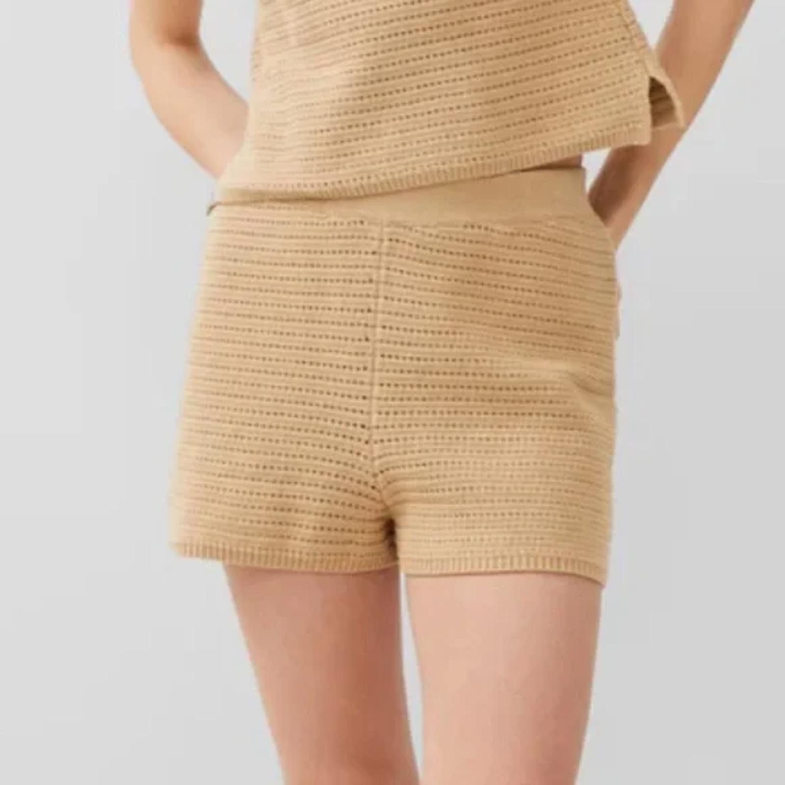 French Connection NWT French Connection Biscotti Knitted Shorts - Size XL Size 40" / US 18 - 1 Thumbnail
