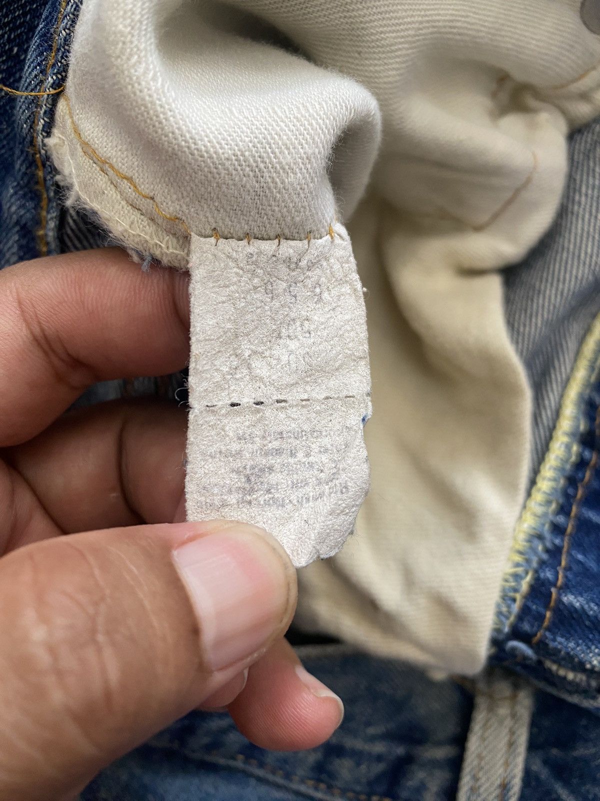 Levi's VINTAGE 70s LEVIS BORO THRASHED SELVEDGE JEANS BUTTON FLY Size US 36 / EU 52 - 9 Thumbnail