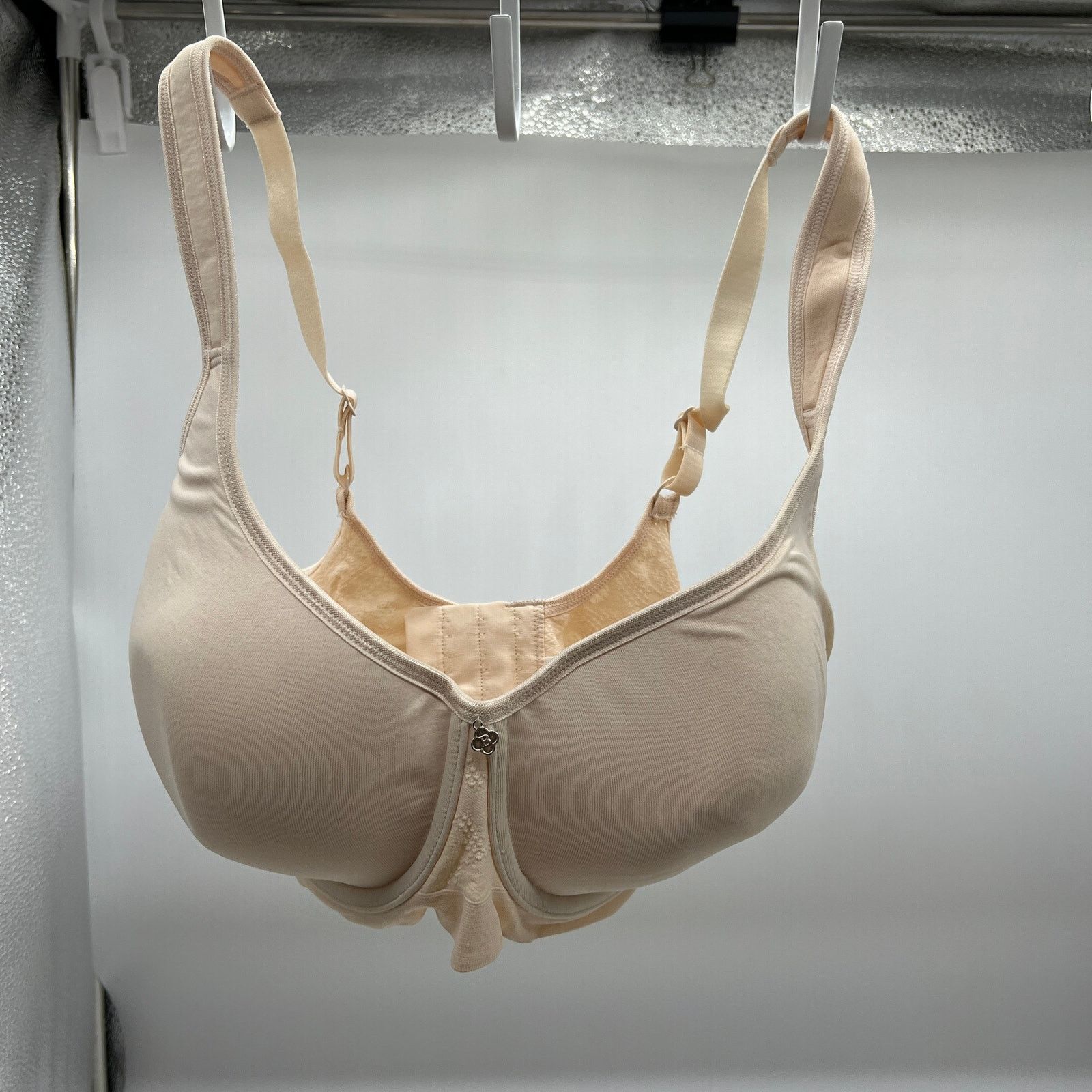 Other Breezies Lace Effects Full Coverage Seamless Underwire Size XS / US 0-2 / IT 36-38 - 1 Thumbnail