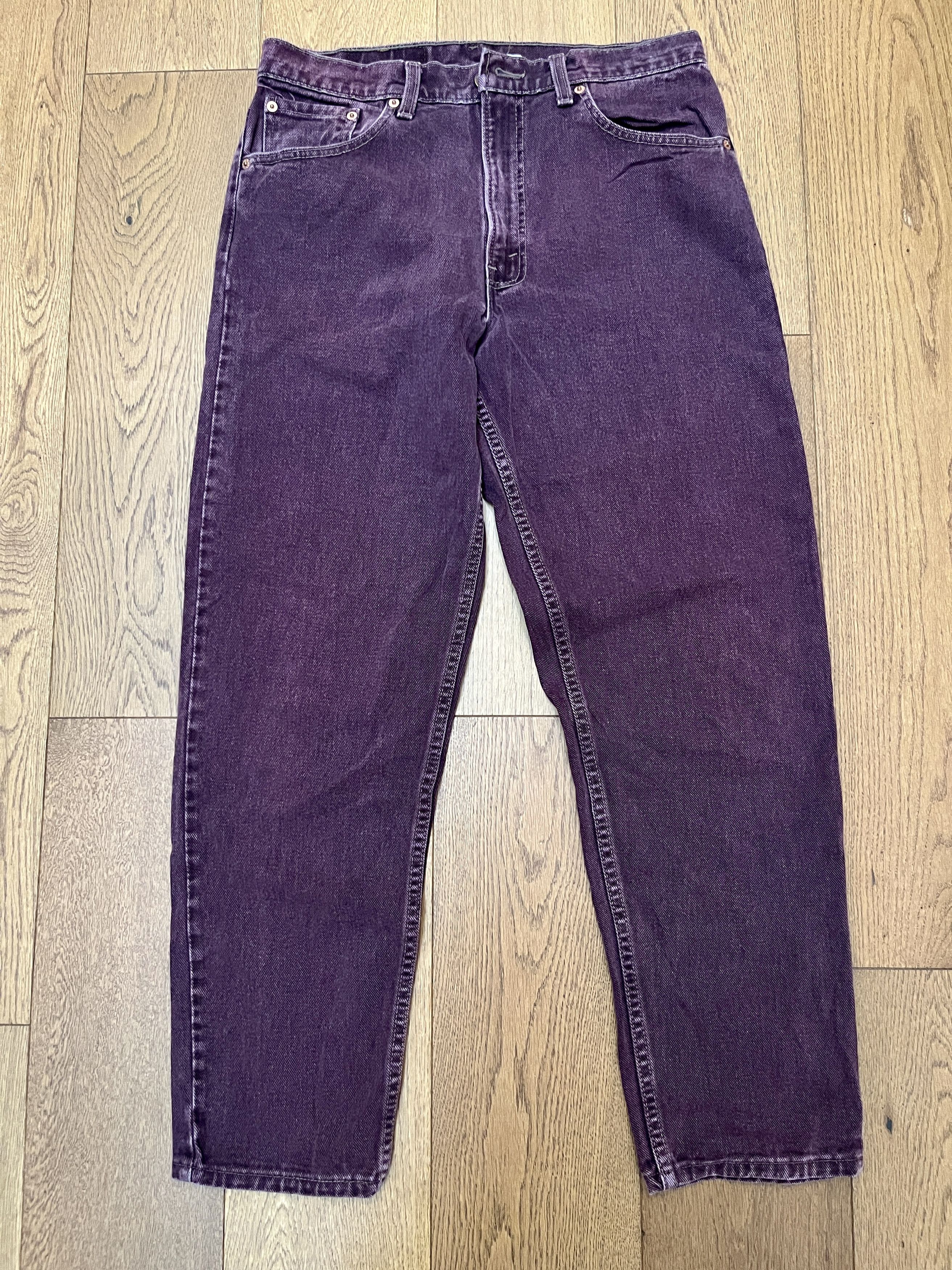 Levi's Vintage Clothing Vintage 1993 Levi's 550 Maroon Tapered Jeans Made in USA 33 Size US 33 - 1 Thumbnail