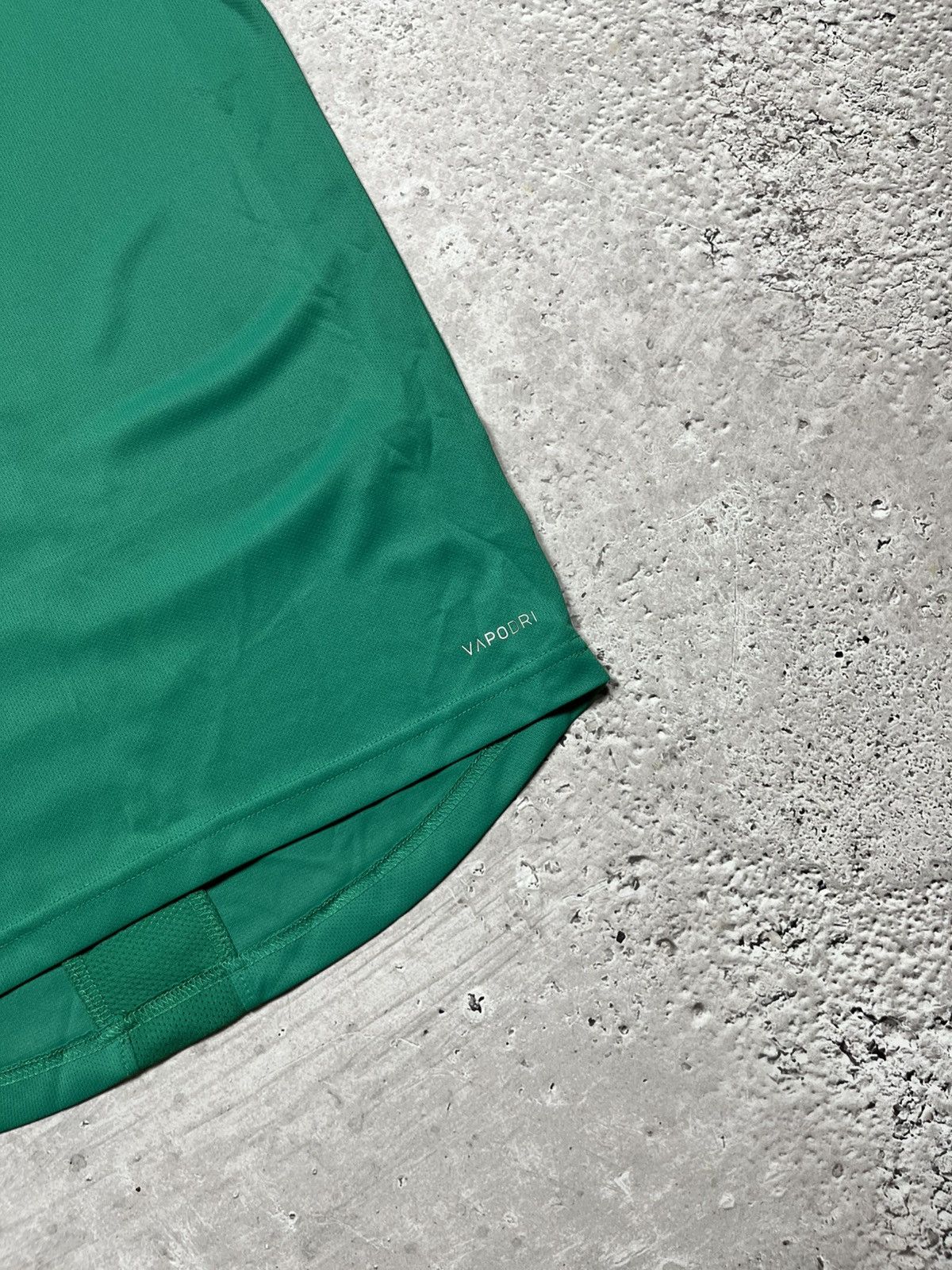Canterbury of New Zealand Canterbury IRFU Ireland Rugby Green Jersey Shirt Size S Size US S / EU 44-46 / 1 - 5 Thumbnail