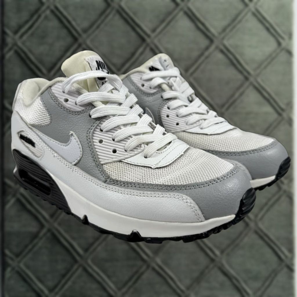 Nike Nike Air Max 90 Women's Size 8 Sneakers White Grey 325213-126 Size US 8 / IT 38 - 1 Thumbnail