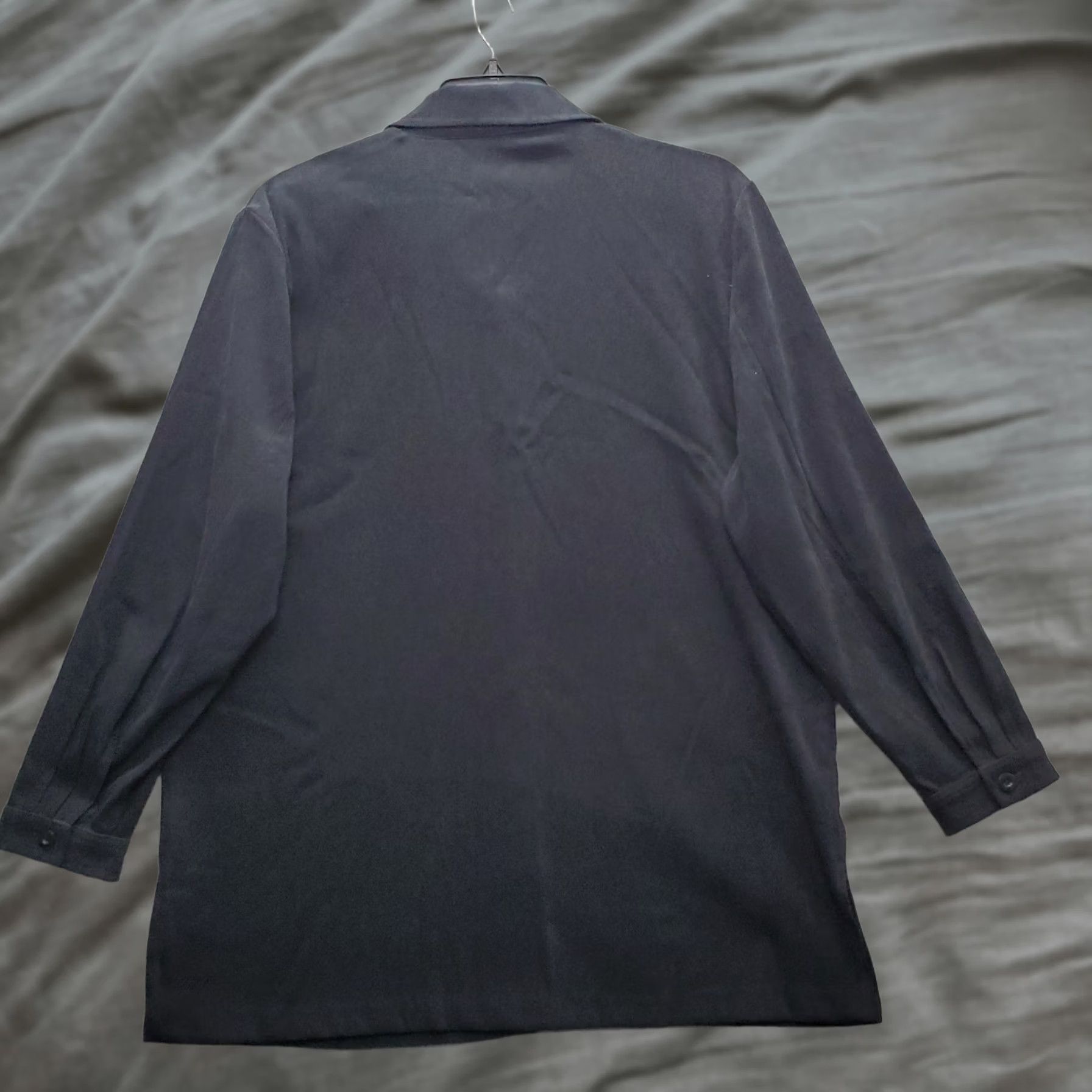 Vintage Kathy Ireland Shacket Womens 1X Black Microfiber Shoulder Pads Slit Button Front Women Jacket 1X Black Shacket Casual Fall Winter Womens Jacket Size XL / US 12-14 / IT 48-50 - 1 Thumbnail