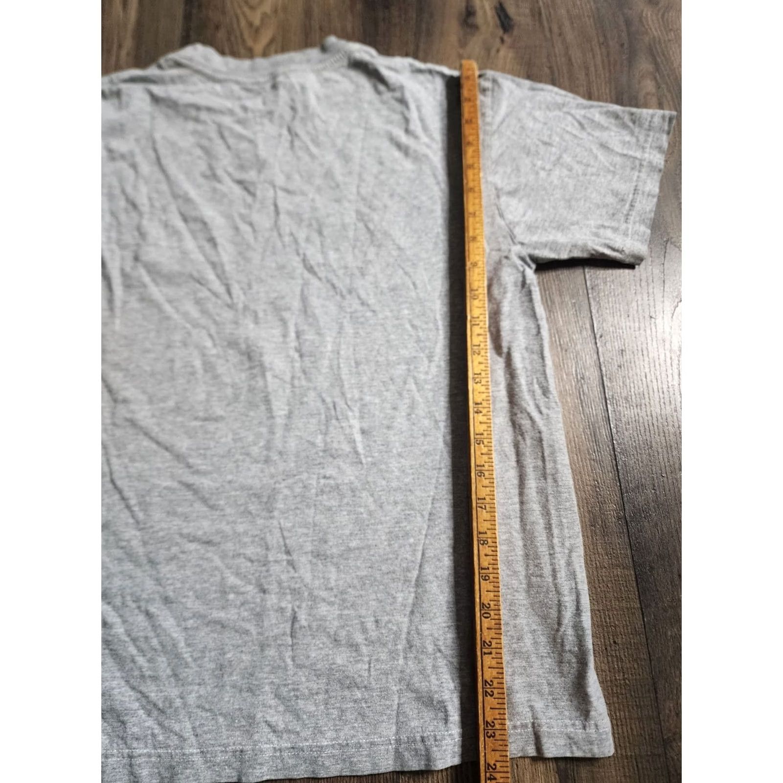 Vintage VINTAGE Franz Kafka Art Praha Handmade M 90s T-Shirt Gray Cotton Knit Short Sleeve Crew Neck Mens Graphic Print Shoes? Size US M / EU 48-50 / 2 - 3 Thumbnail