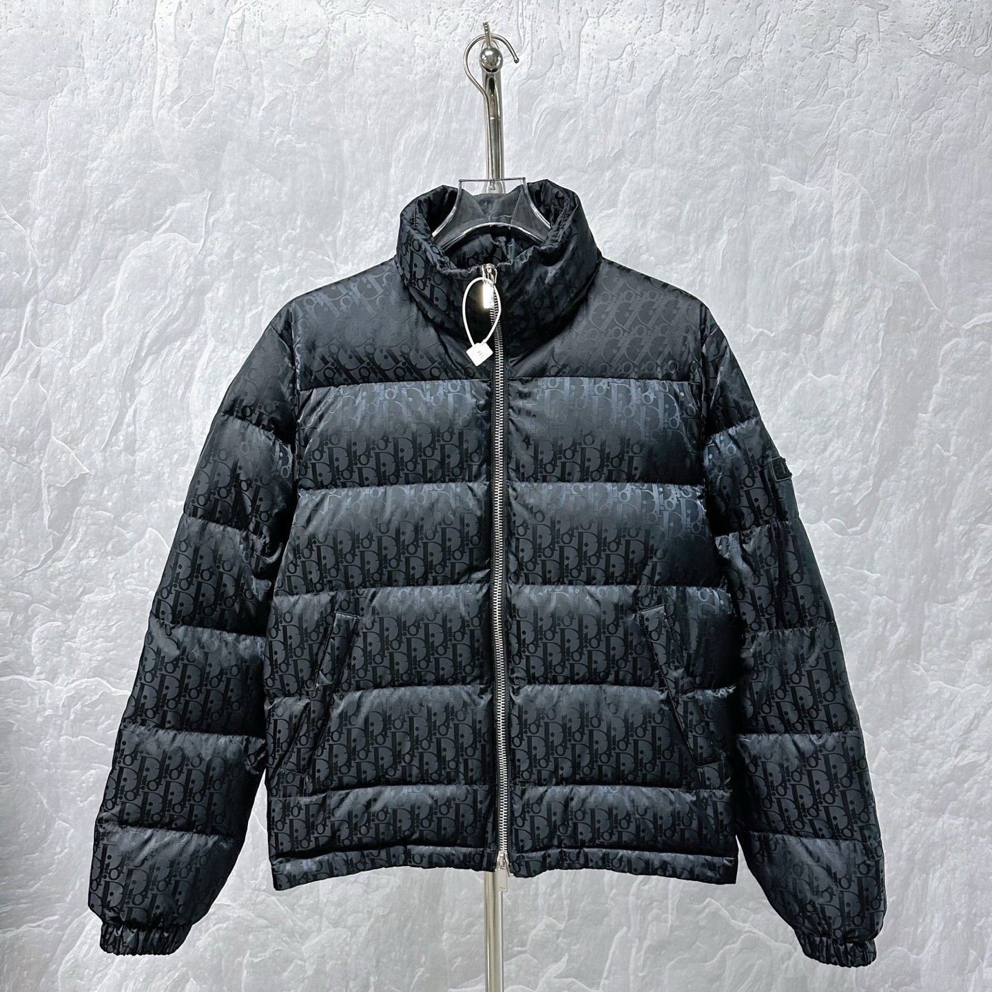 Dior Dior Stand Collar Logo Print Down Jacket Size US S / EU 44-46 / 1 - 1 Thumbnail