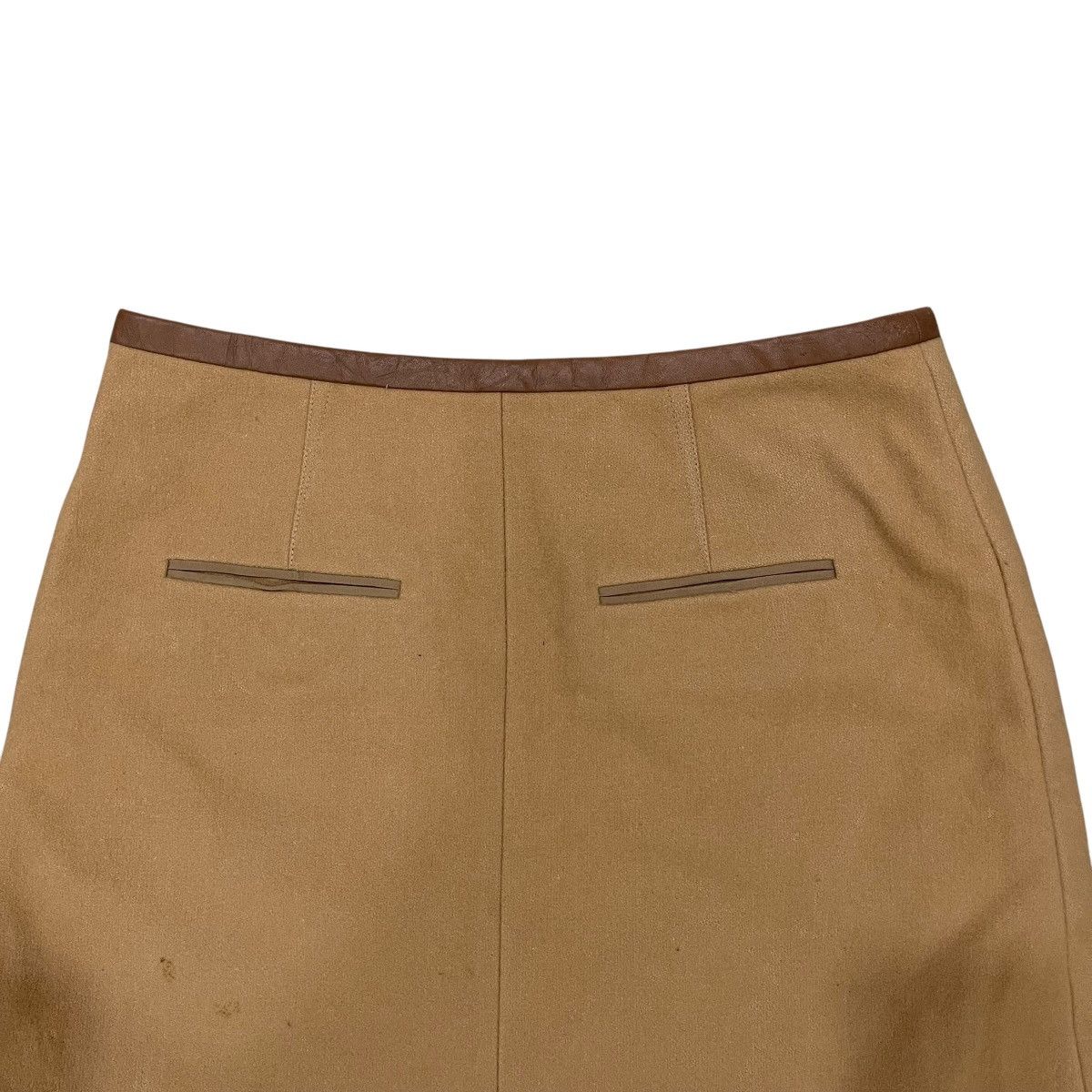 Hugo Boss Hugo Boss Wool Mini Skirt Size 32" / US 10 / IT 46 - 10 Thumbnail