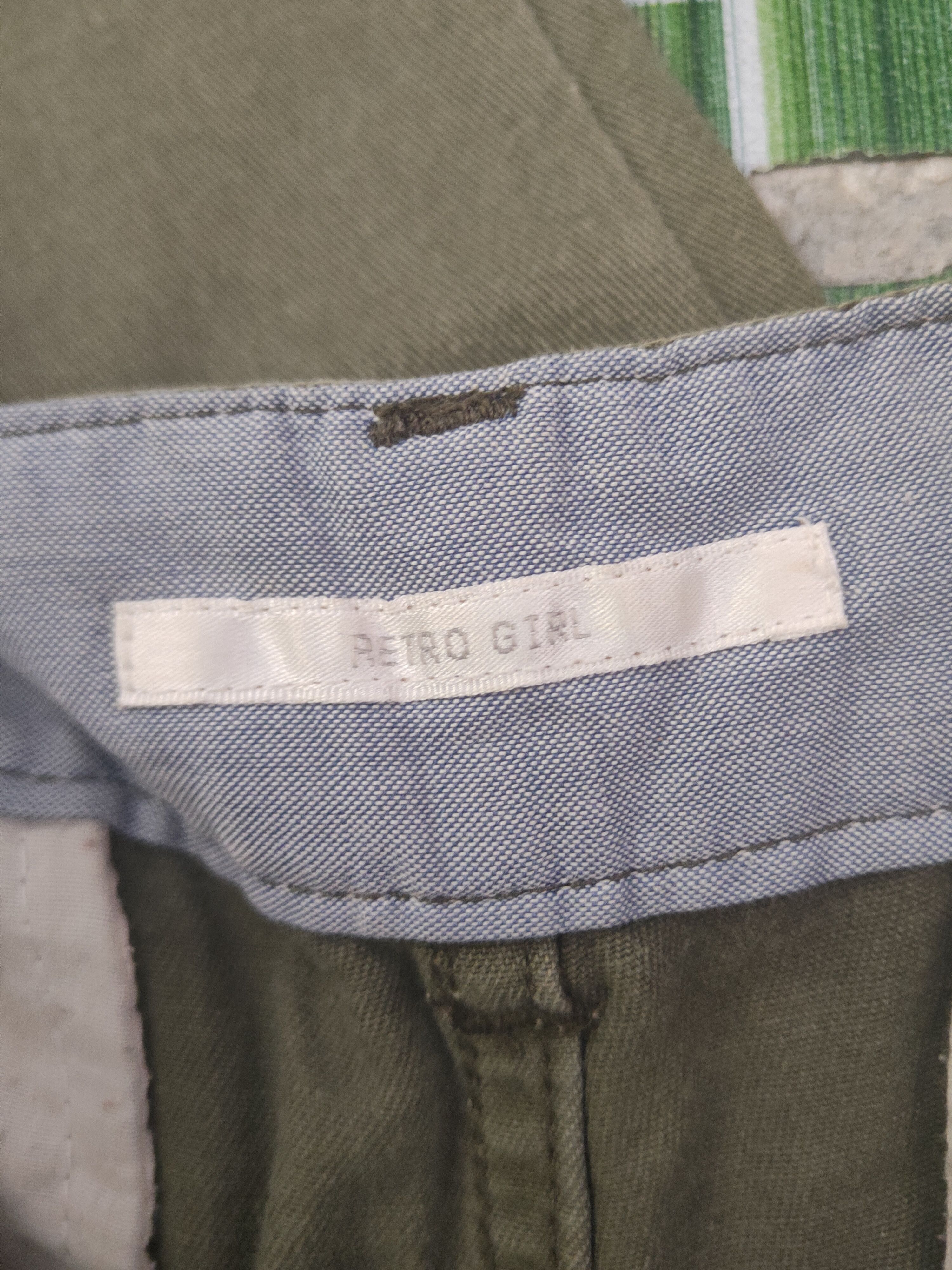 Japanese Brand DL Retro Girl Army Green Multipocket Casual Pants #46-316 Size 28" / US 6 / IT 42 - 13 Thumbnail