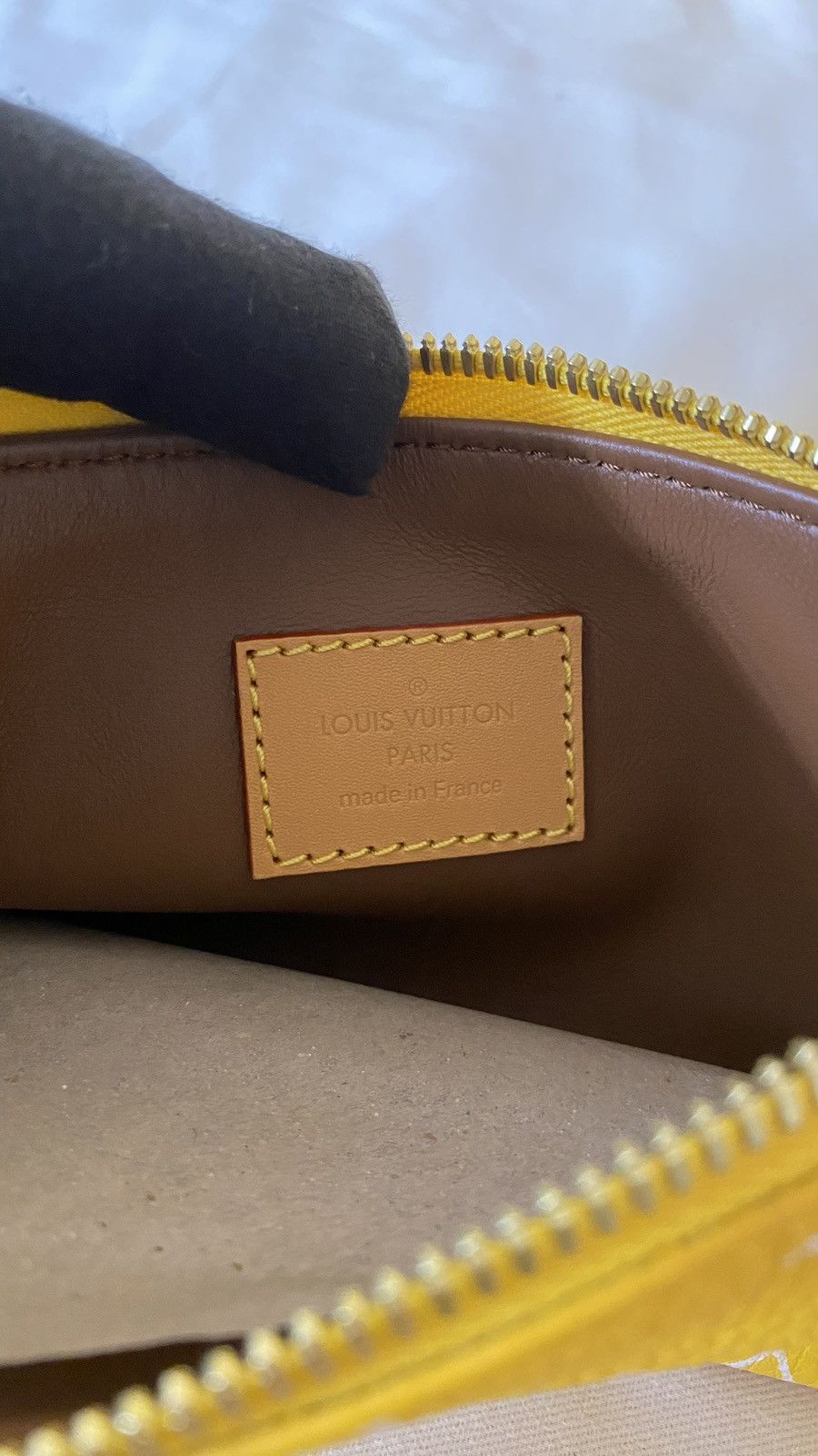 Louis Vuitton Louis Vuitton Yellow Speedy P9 40 Duffel Keepall Bandouliere Size 40 - 22 Thumbnail