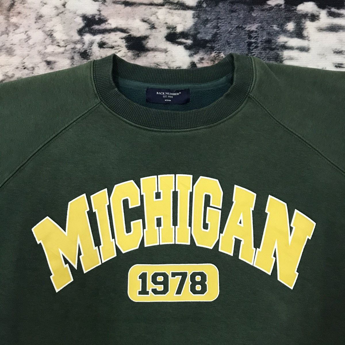 Japanese Brand Vintage Back Number Michigan Spellout Biglogo Sweatshirt Size US M / EU 48-50 / 2 - 2 Thumbnail