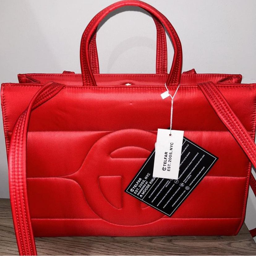 Telfar Telfar Medium Quilted Nylon Puff Shopper Crossbody Bag RED Size ONE SIZE - 1 Thumbnail