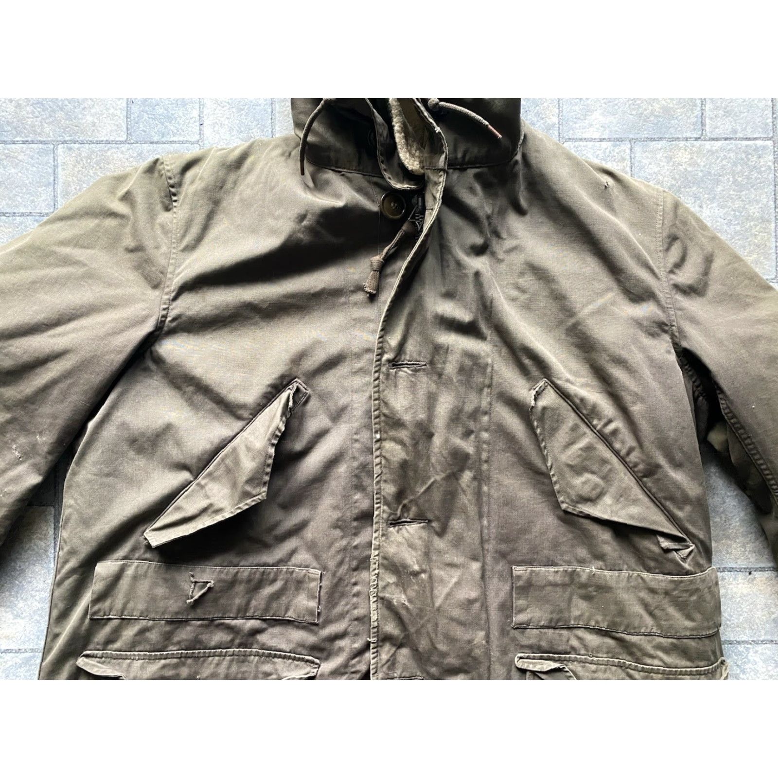 Vintage VINTAGE Parka Coat M47 Green Military Coat Parka With Pile Wool Liner Adult Large M47 Green Military Coat Parka With Pile Wool Liner Size US L / EU 52-54 / 3 - 3 Thumbnail
