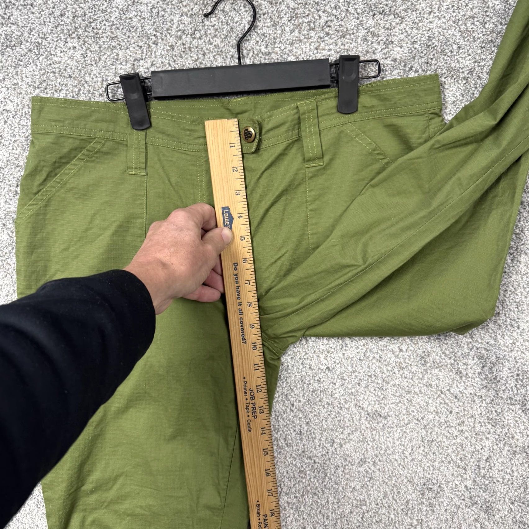 Vintage Suzanne Somers Y2K Cargo Pants 12 Olive Green Stretch Ruched Hem Casual Utility Women Pants Regular 34x30.5 Cotton Spandex Size 34" / US 12 / IT 48 - 5 Thumbnail