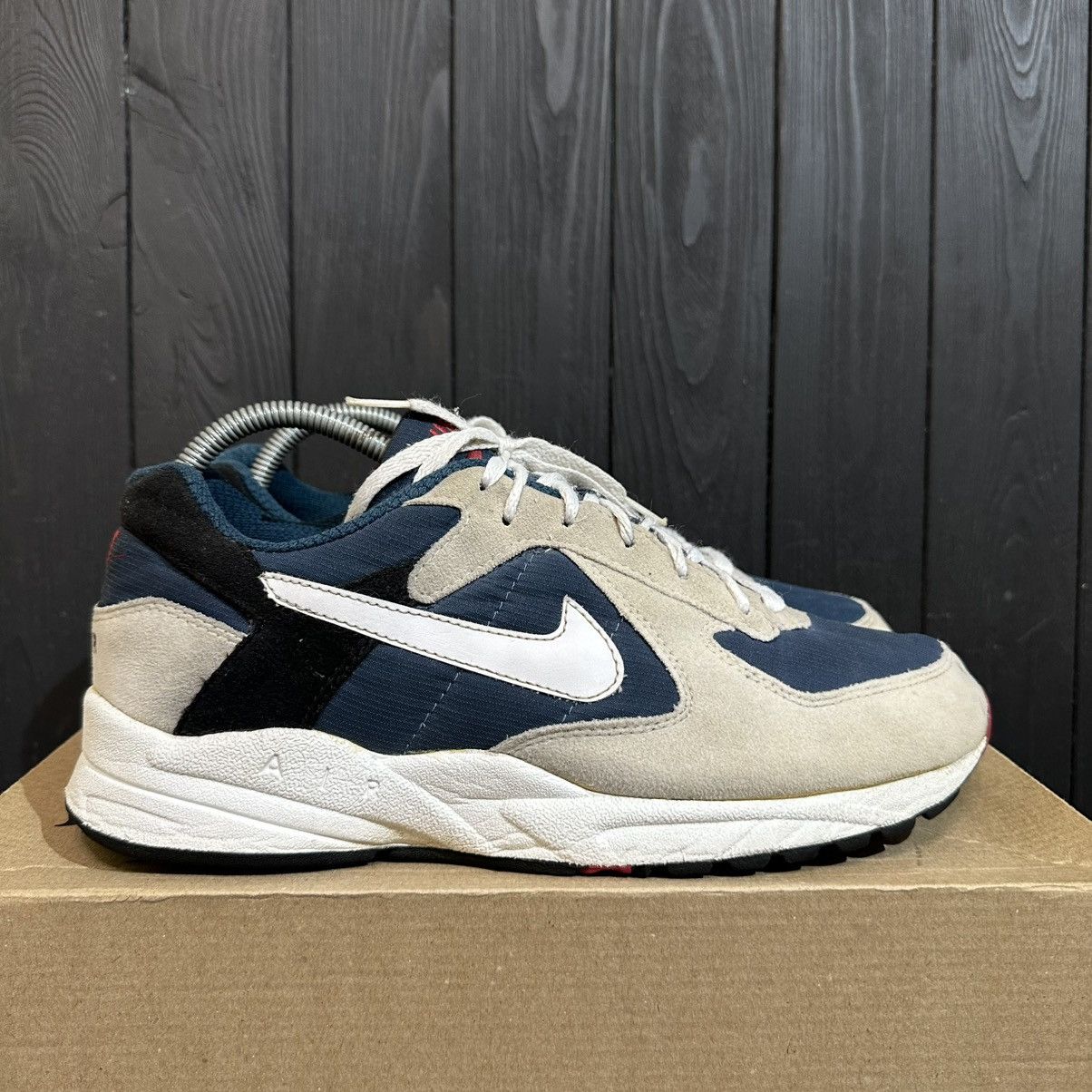 Nike × Vintage Vintage NIKE ICARUS 00 Men’s Sneakers Size 44.5 EU 10.5 US Size US 10.5 / EU 43-44 - 1 Thumbnail