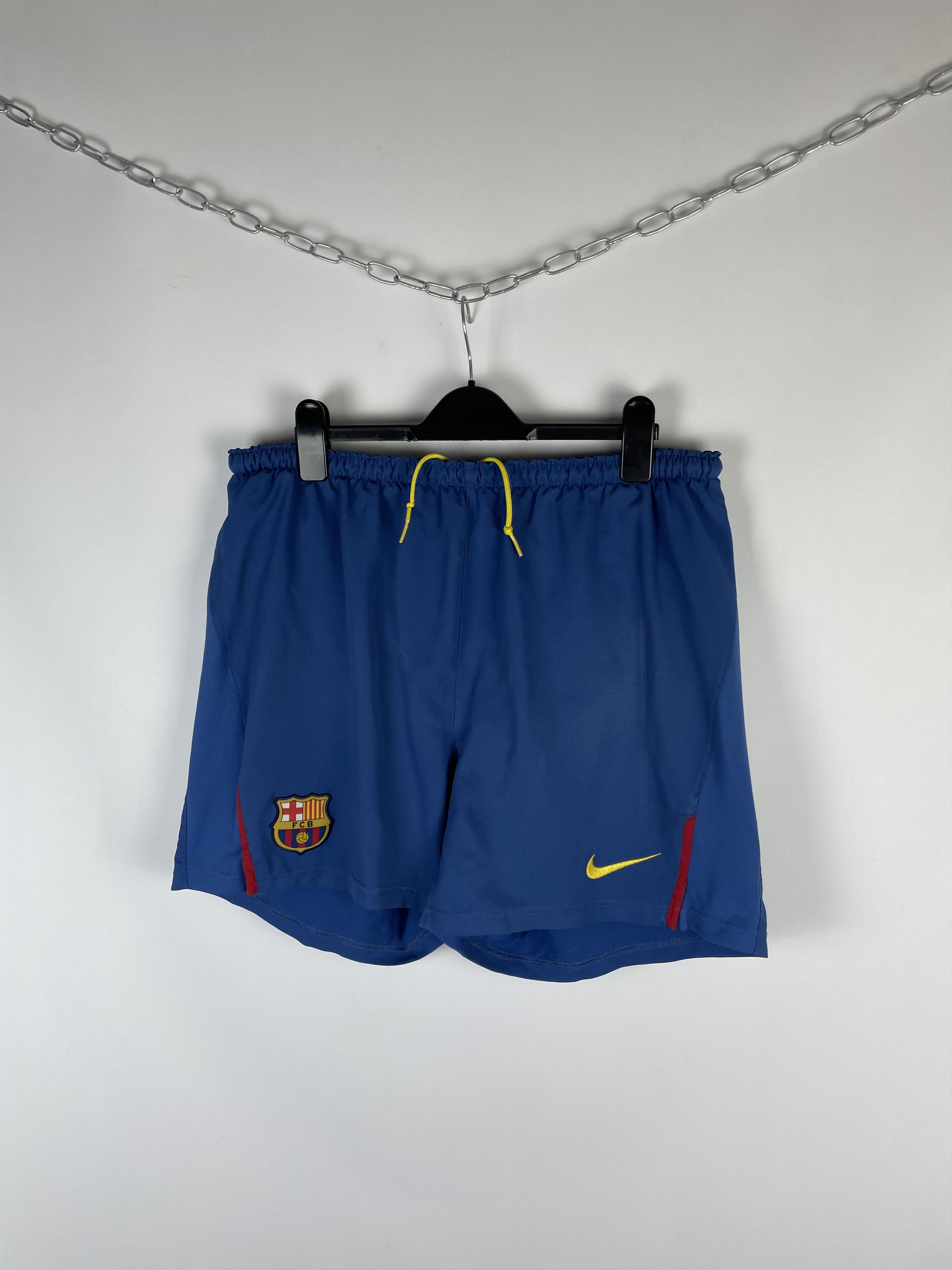 Nike Vintage Nike shorts Barcelona Size US 34 / EU 50 - 3 Thumbnail