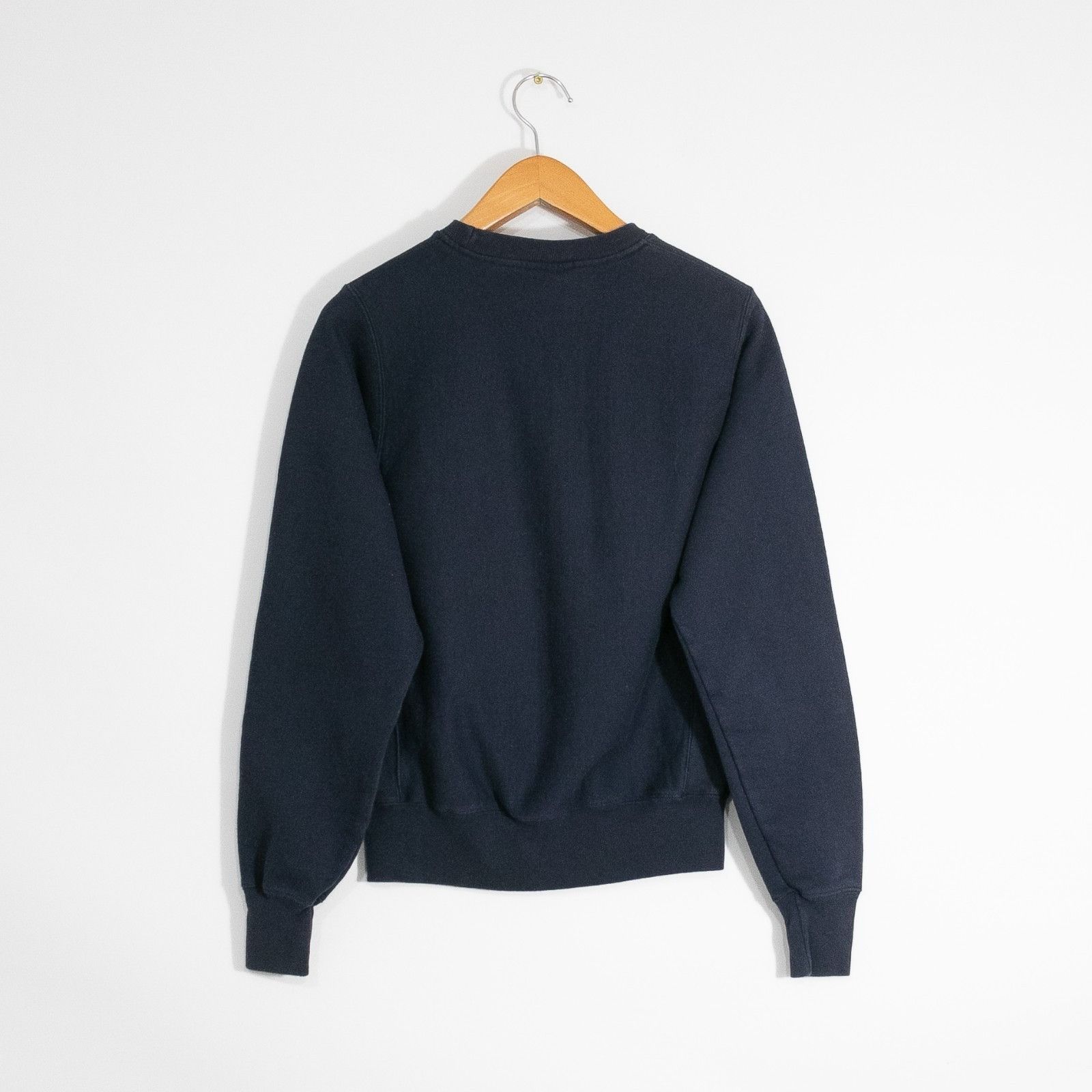 Champion MoMA Champion Reverse Weave Sweatshirt XS - Blue Distressed Size US XS / EU 42 / 0 - 6 Thumbnail