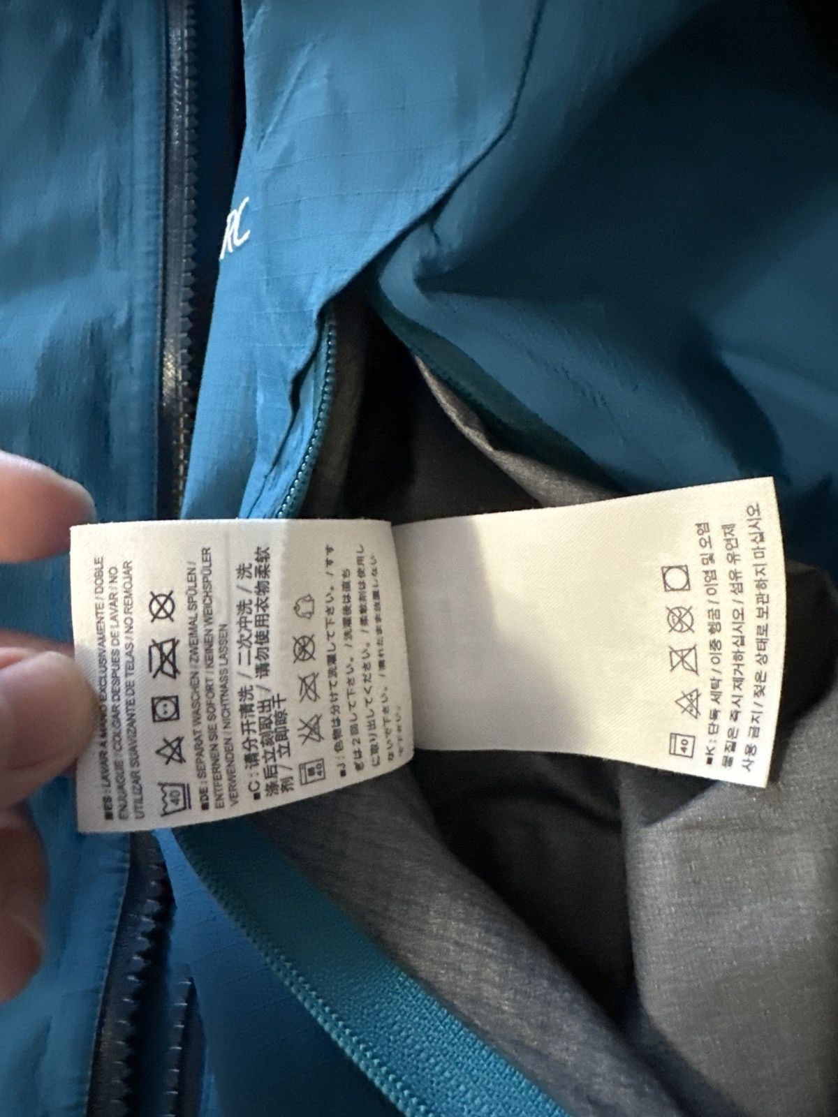 Arc'teryx Arc’teryx Gore-Tex Beta AR Jacket Size US XL / EU 56 / 4 - 8 Thumbnail