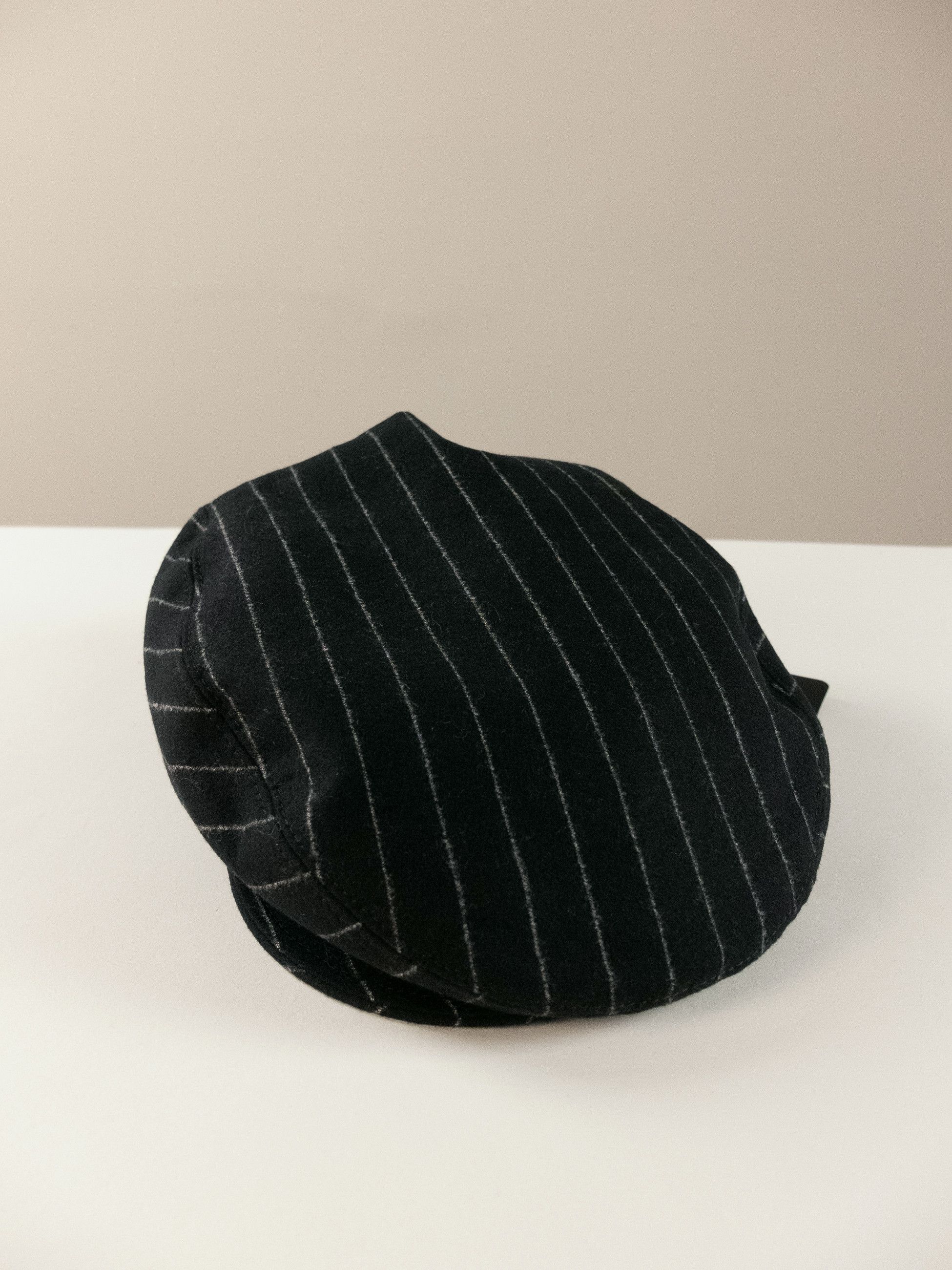 Dolce & Gabbana DOLCE & GABBANA black striped flannel wool flat cap hat Size ONE SIZE - 3 Thumbnail