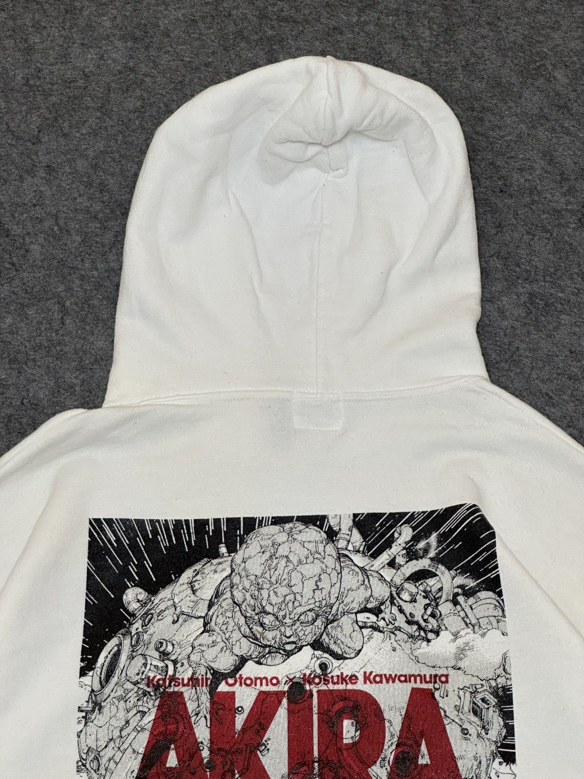 Japanese Brand AKIRA x ART OF WALL exhibition hoodie in white. Size US M / EU 48-50 / 2 - 9 Thumbnail