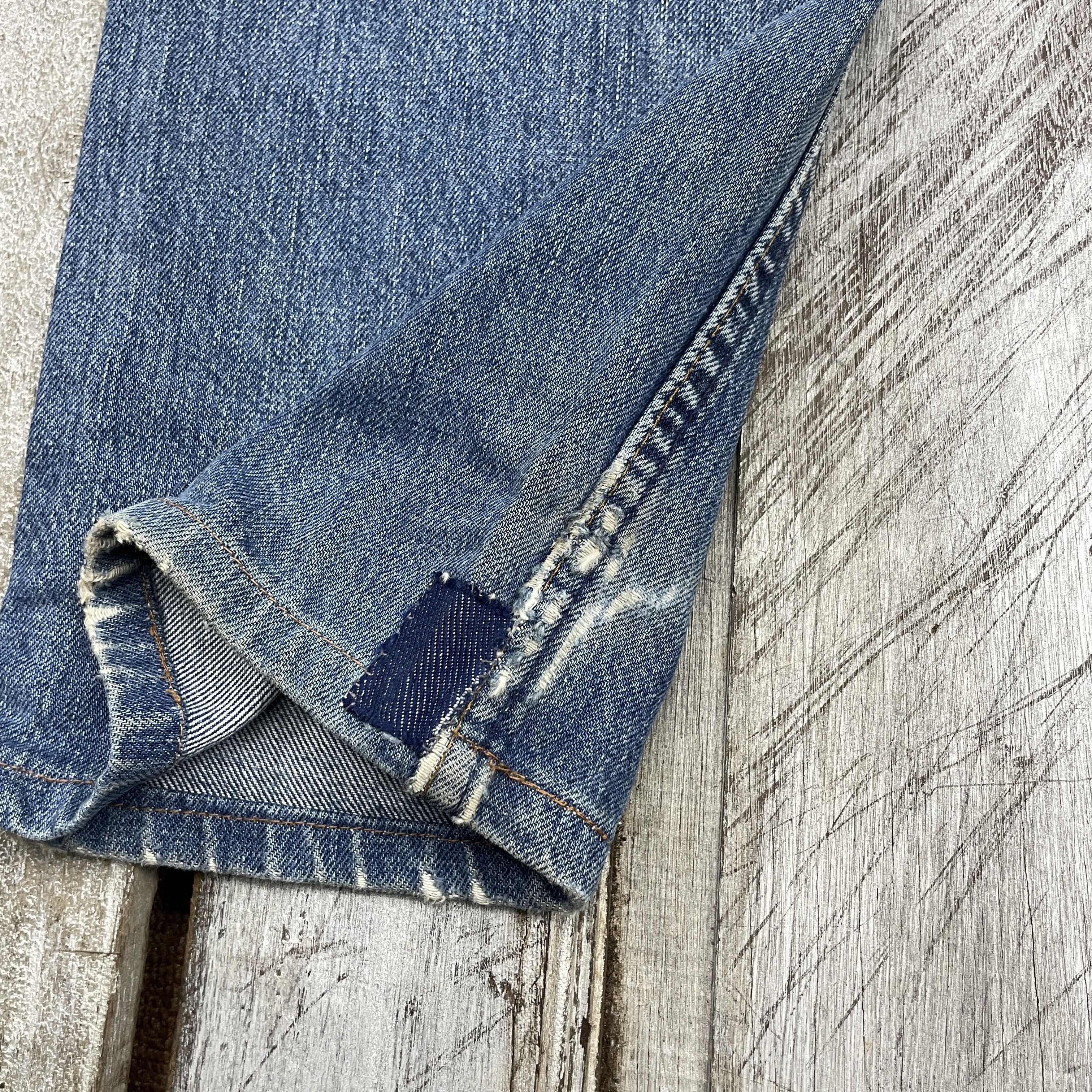 Levi's × Vintage Vintage Levi's 519 Faded Jeans- WC327 Size US 28 / EU 44 - 7 Thumbnail