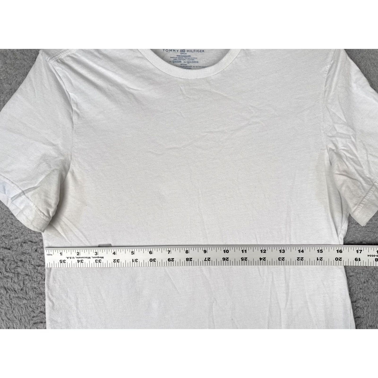 Tommy Hilfiger Tommy Hilfiger Shirt Mens Small White Crew Neck Short Sleeve Logo Tagless Cotton Size US S / EU 44-46 / 1 - 7 Thumbnail