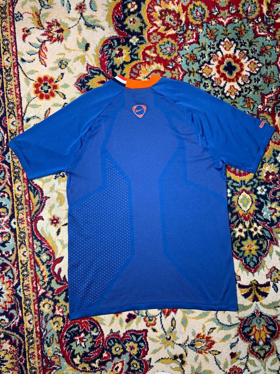 Nike Netherlands Nike soccer training shirt Official For players. Size US L / EU 52-54 / 3 - 2 Thumbnail