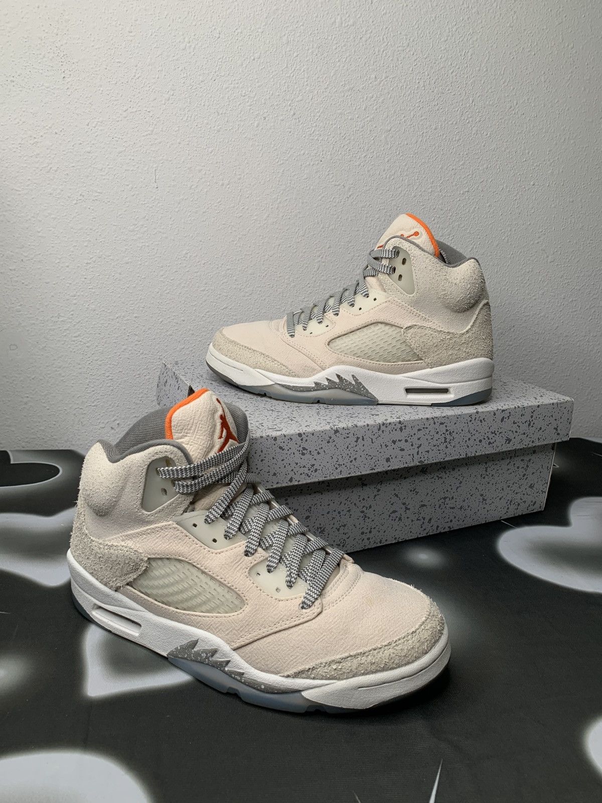 Jordan Brand Air Jordan 5 Retro Se Craft Light Orewood Brown Size US 7 / EU 40 - 12 Thumbnail