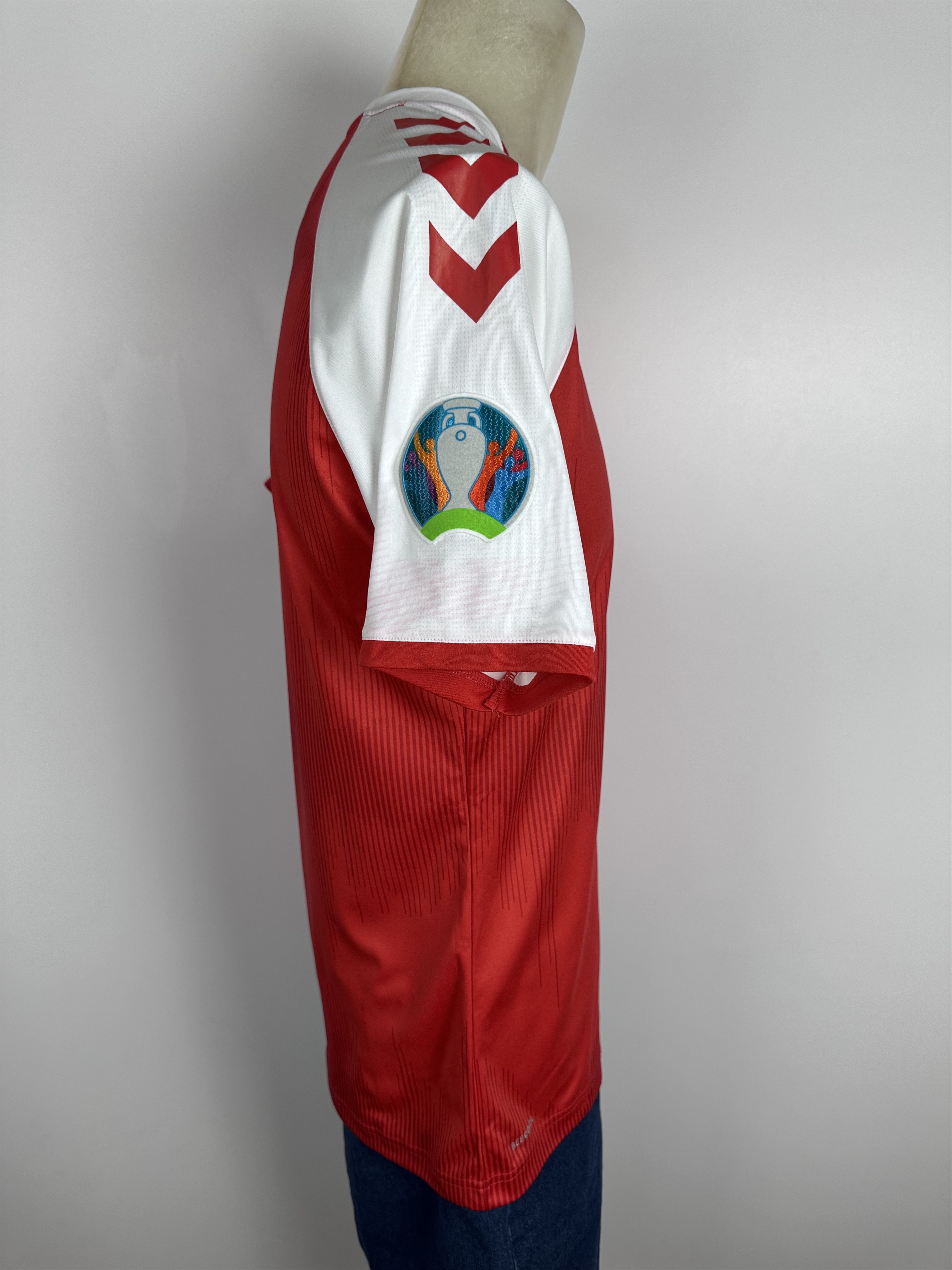 Hummel DENMARK 2021 2022 FOOTBALL SHIRT SOCCER JERSEY #5 MAEHLE Size US L / EU 52-54 / 3 - 3 Thumbnail