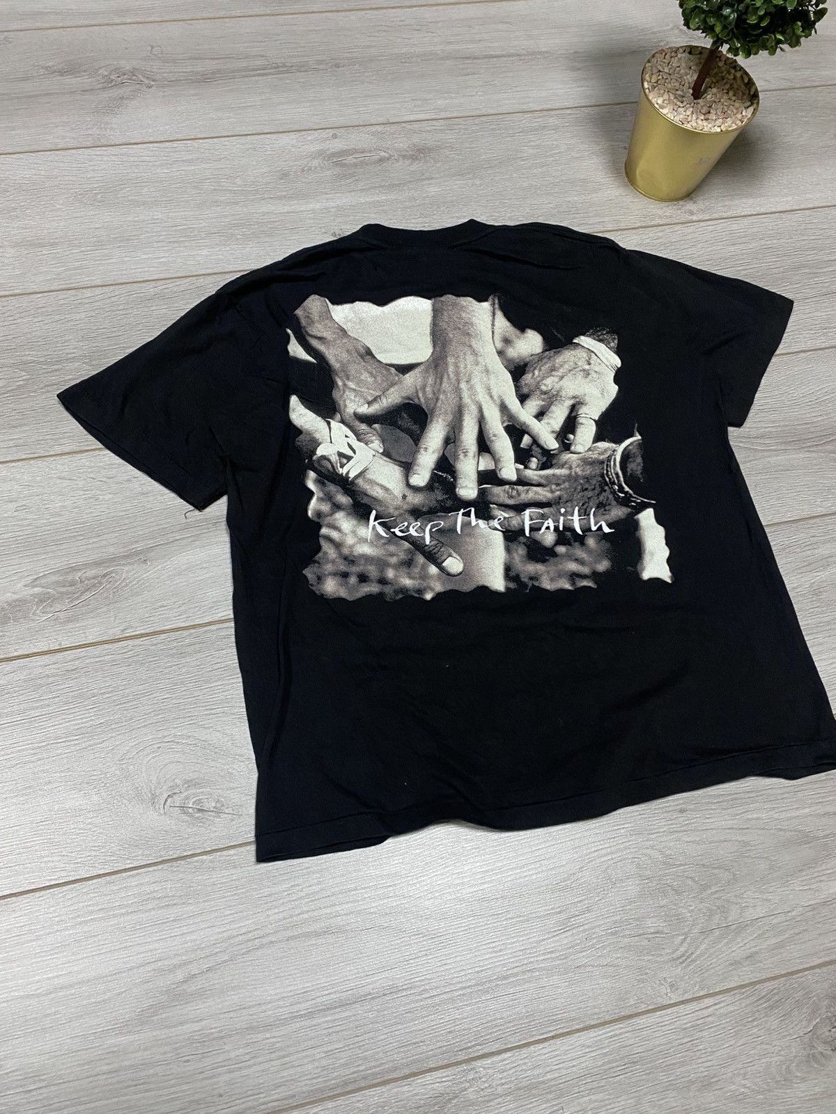 Bon Jovi Vintage Bon Jovi 1992 “Keep The Faith” Graphic T-shirt Size US L / EU 52-54 / 3 - 5 Thumbnail