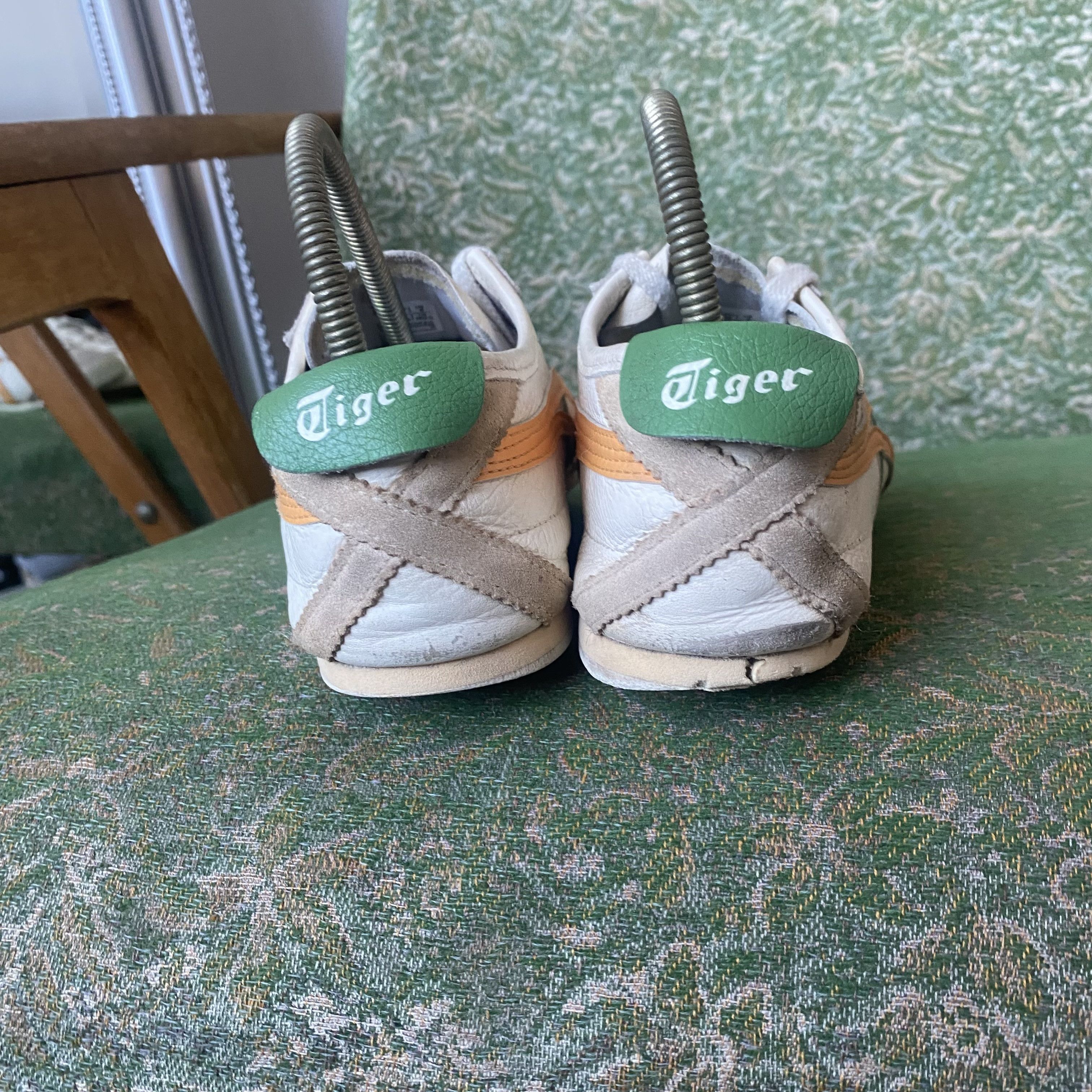 Onitsuka Tiger Vintage 2000s Asics Onitsuka Tiger Mexico 66 Kill Bill Size US 6 / EU 39 - 3 Thumbnail
