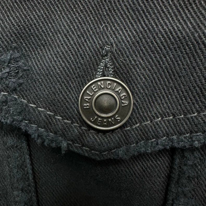 Balenciaga Balenciaga Sanskrit mud dyeing destroys denim jacket Size US L / EU 52-54 / 3 - 5 Thumbnail