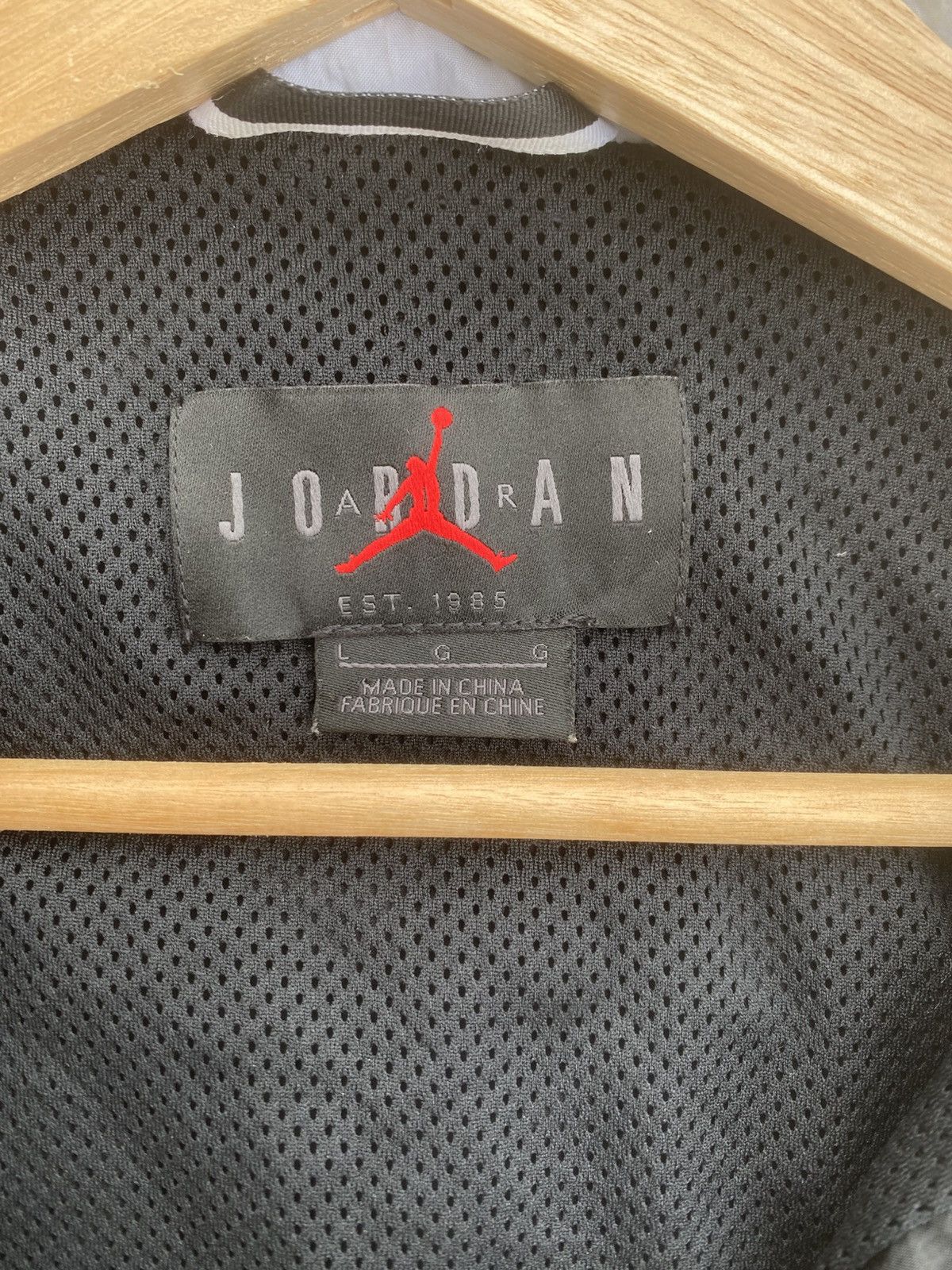 Nike Rare Nike Air Jordan Windbreaker Size US M / EU 48-50 / 2 - 12 Thumbnail