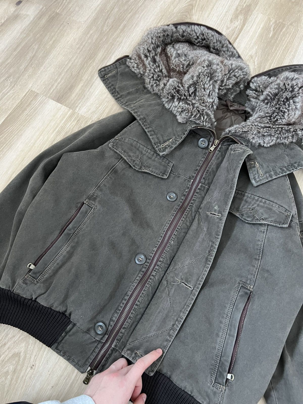 Vintage Vintage khaki avant garde bomber jacket with fur Size US M / EU 48-50 / 2 - 3 Thumbnail