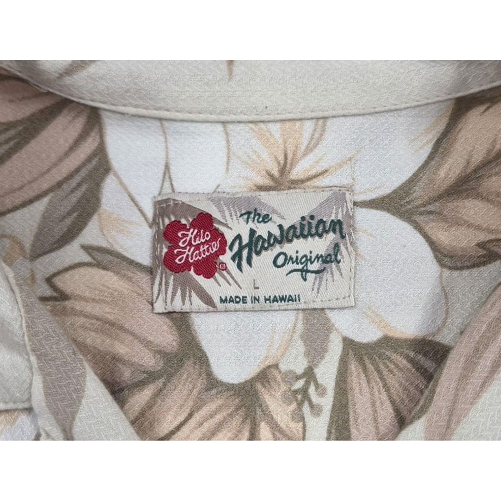 Hilo Hattie Hilo Hattie Button Up Shirt Mens Large Beige Floral Hawaiian Short Sleeve Shirt Size US L / EU 52-54 / 3 - 5 Thumbnail