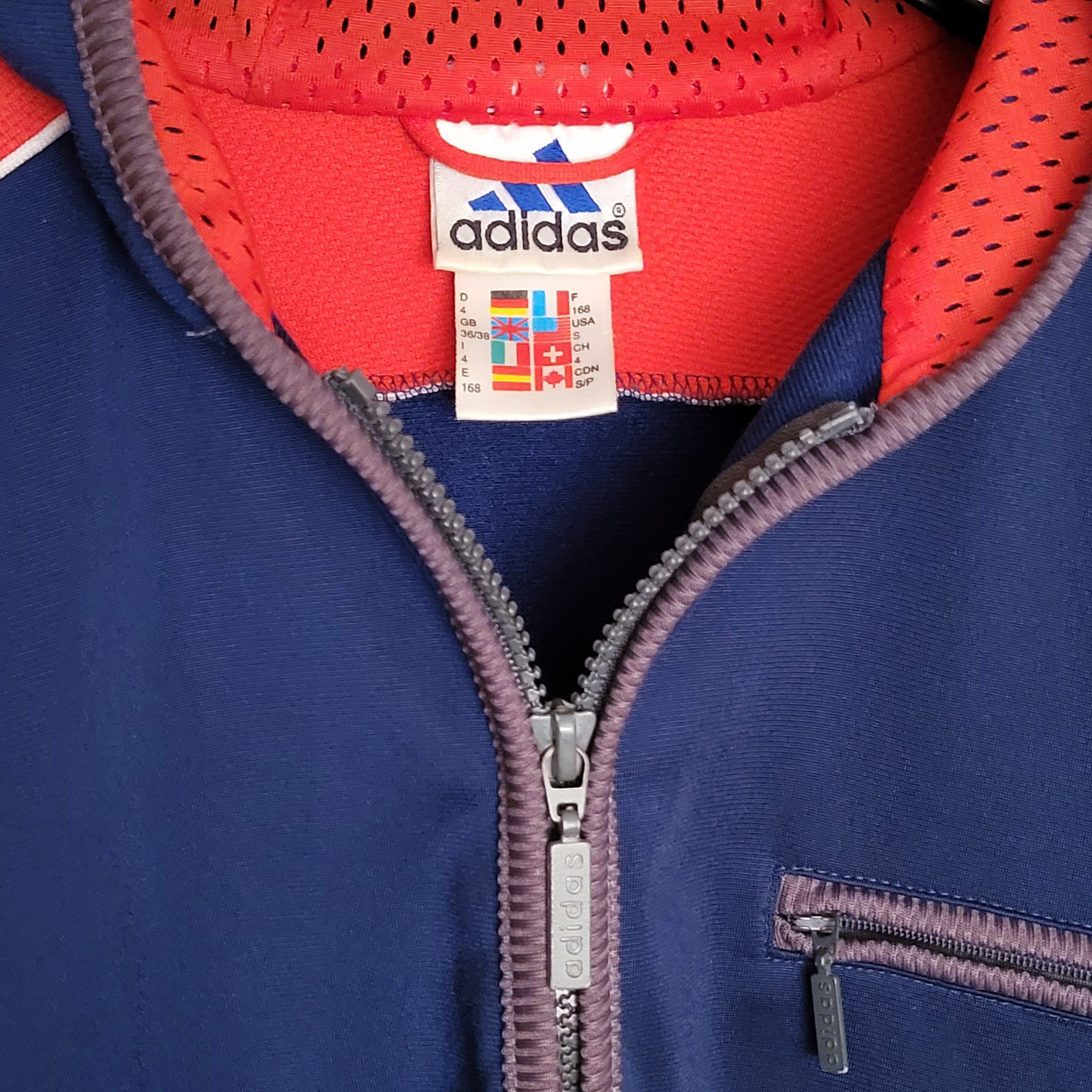 Adidas Adidas stripes hoodie RARE size S but fit M Size US S / EU 44-46 / 1 - 2 Thumbnail