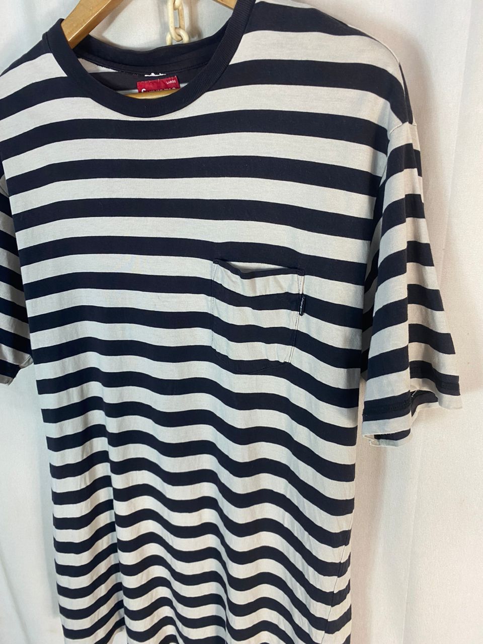 Supreme Supreme stripe single pocket tshirt Size US L / EU 52-54 / 3 - 2 Thumbnail
