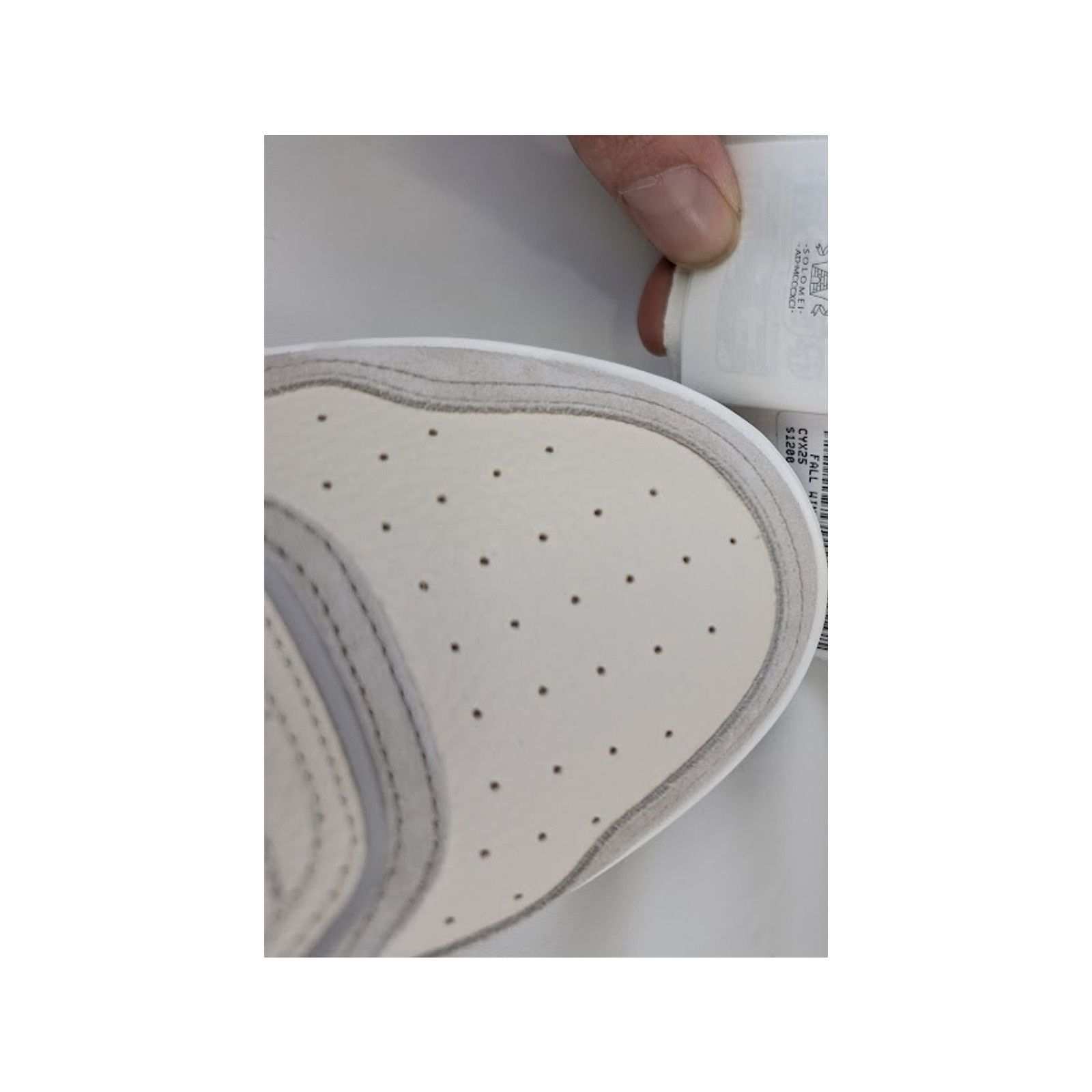 Brunello Cucinelli o1rshd1 Leather Low-Top Sneakers in White / Grey / Cream Size US 8 / EU 41 - 21 Thumbnail