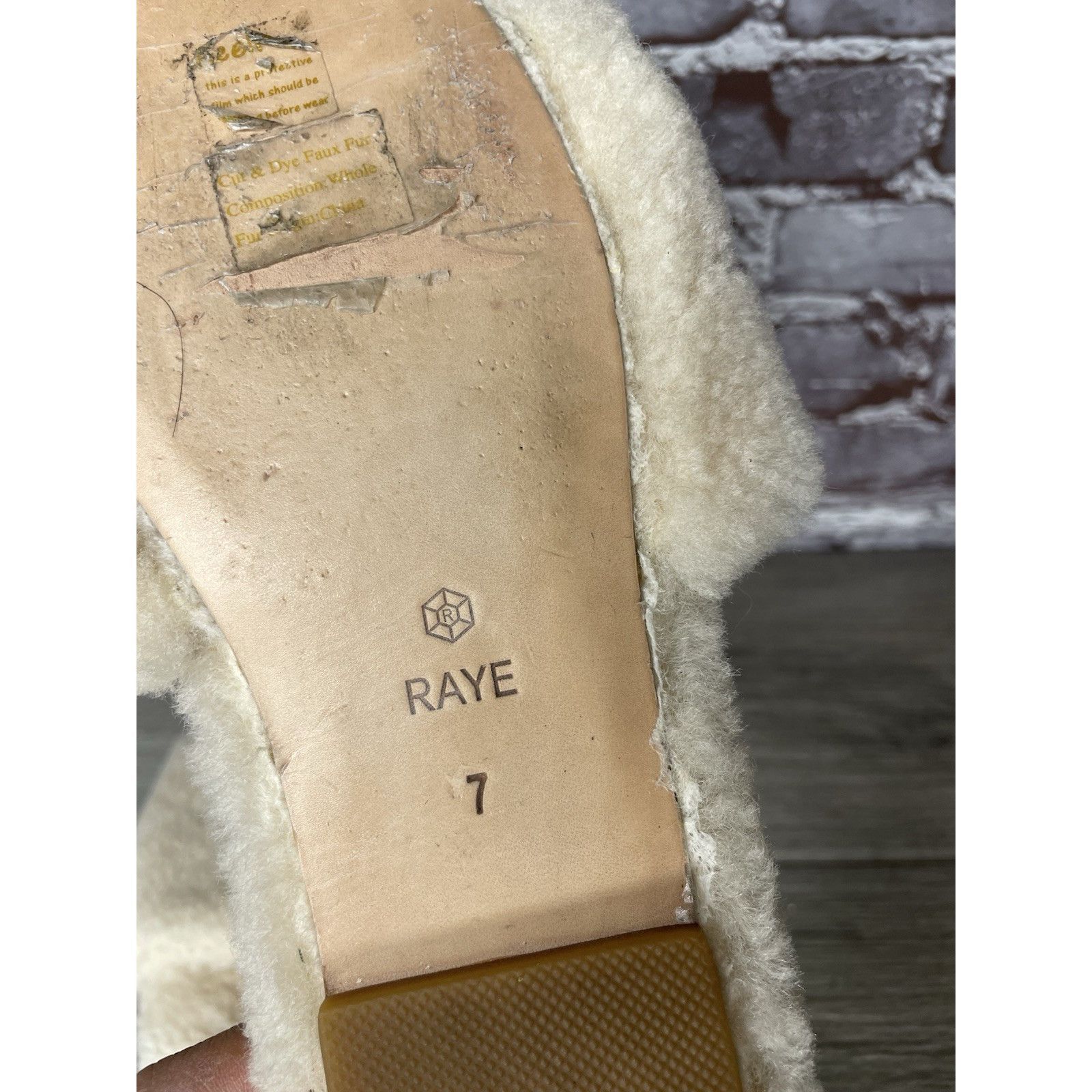 Other Raye Sherp Ivory Cream Faux Fur Slippers Open Toe Sandals Wo Size US 7 / IT 37 - 8 Thumbnail